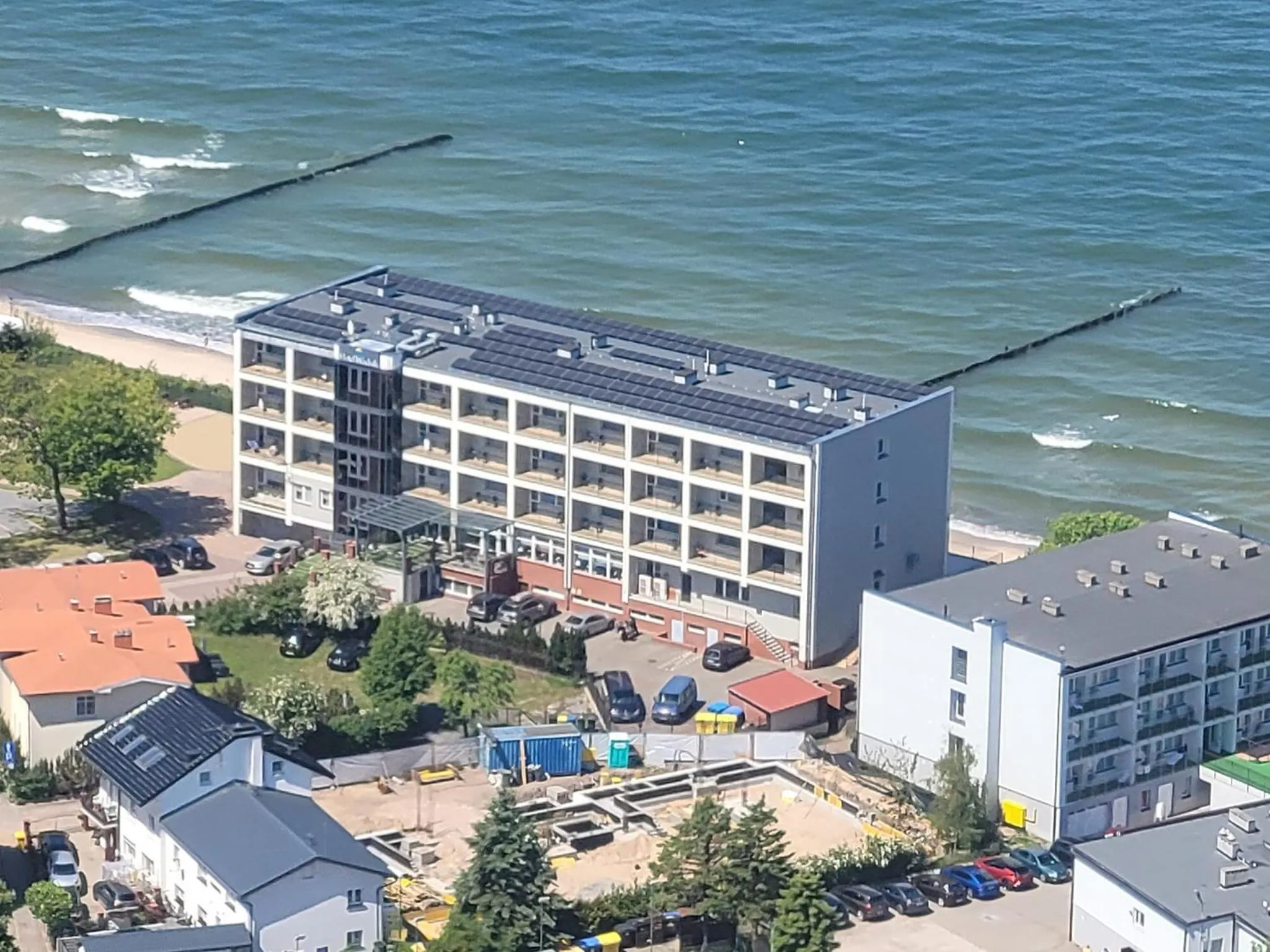 Property building in Hotel Wodnik Twój Hotel z widokiem na morze