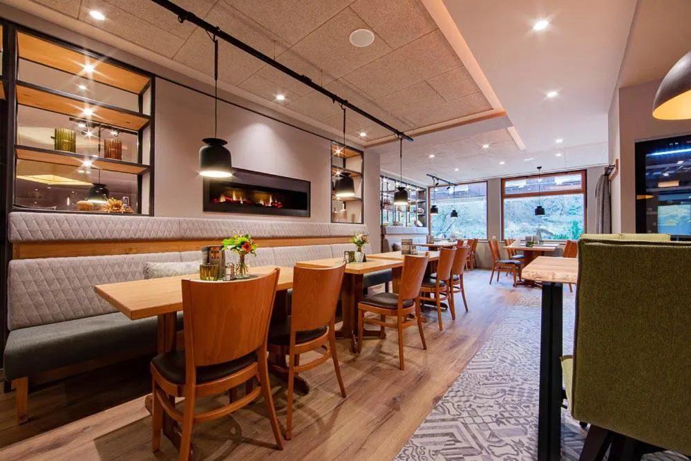 Restaurant/places to eat in Heidsmühle