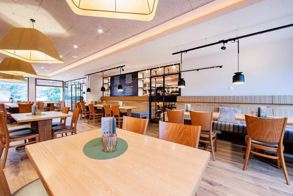 Restaurant/places to eat in Heidsmühle