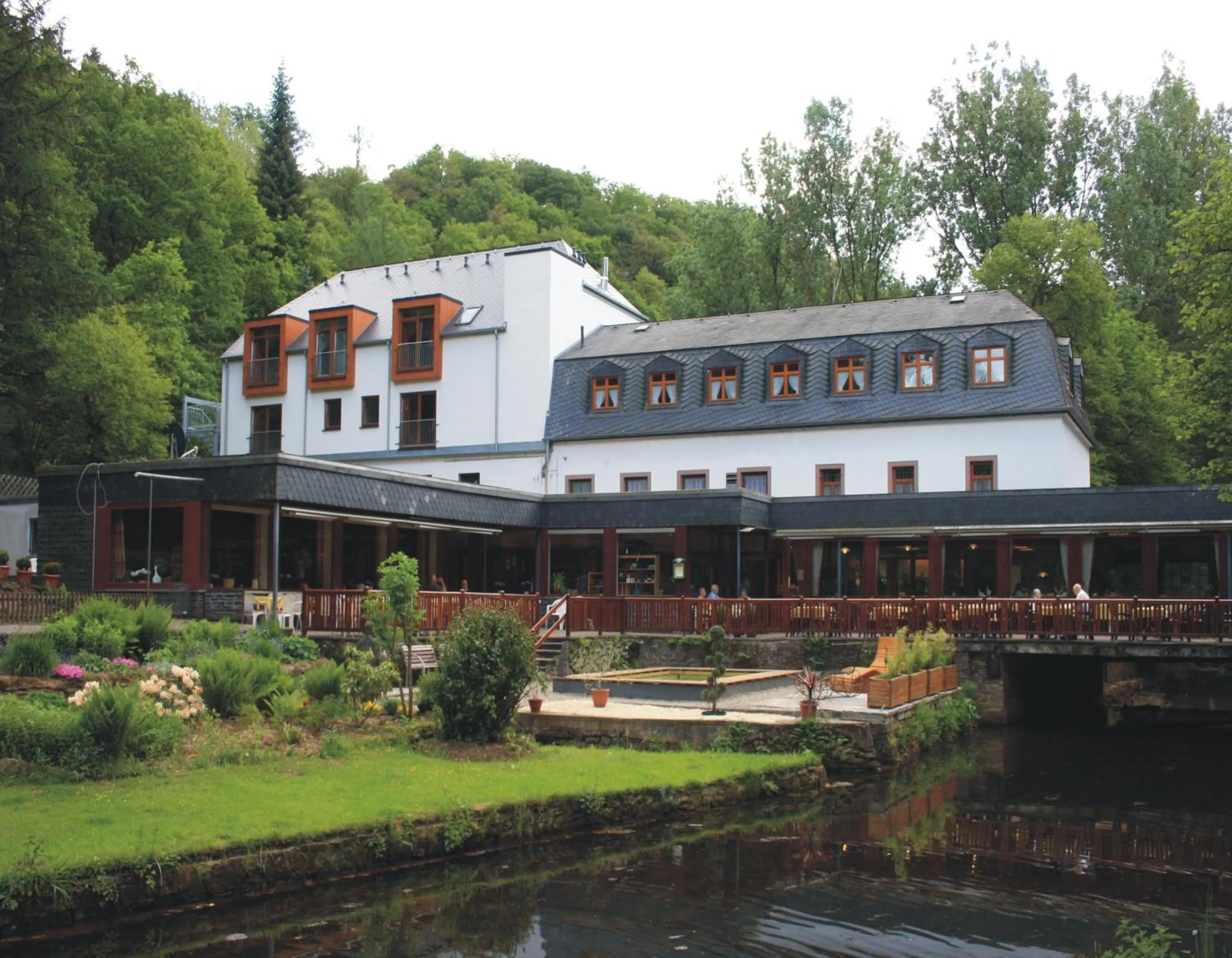 Property building in Heidsmühle
