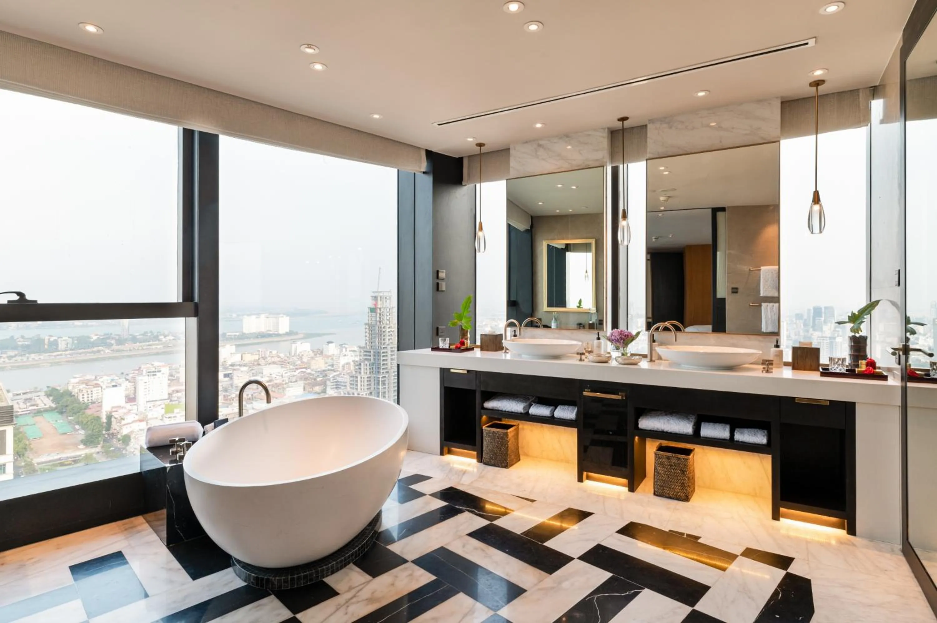 Bathroom in Rosewood Phnom Penh