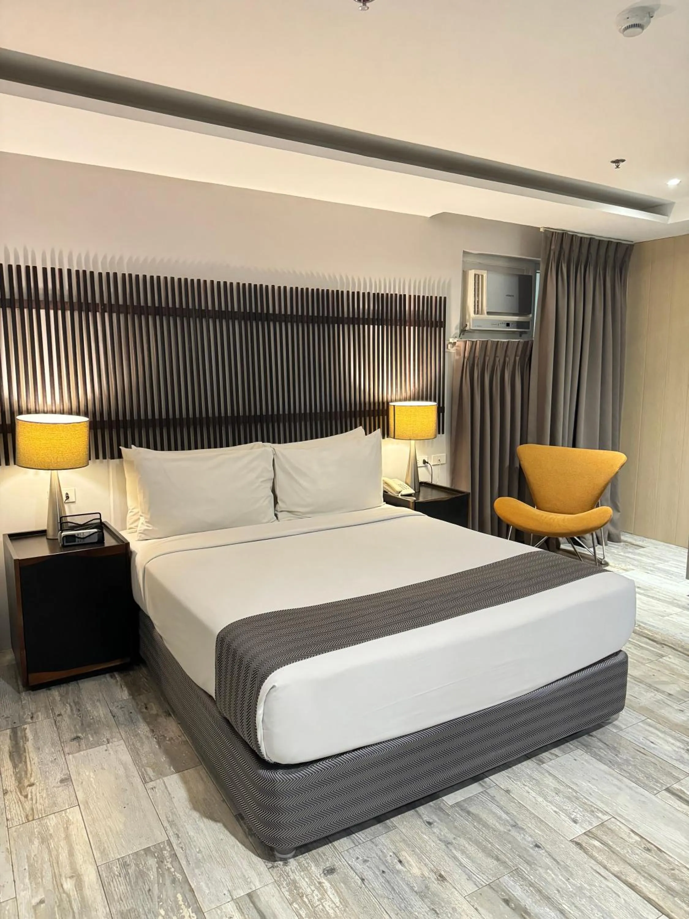 Bed in 1A Express Hotel