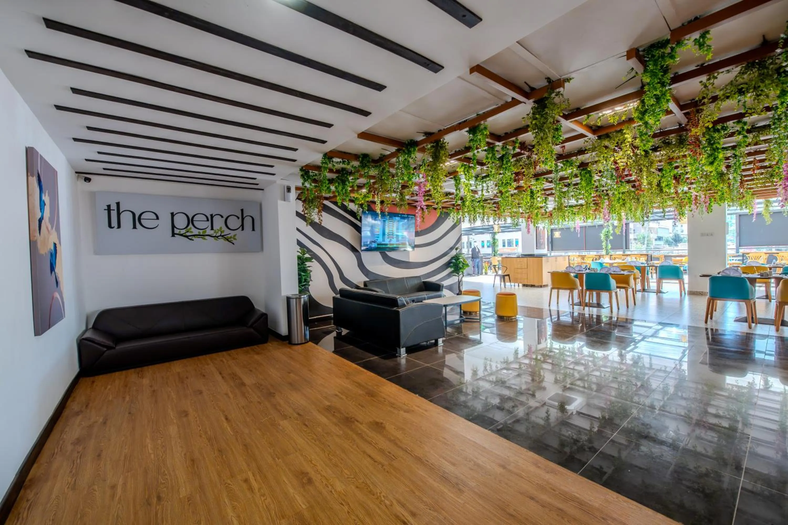 Restaurant/places to eat in Kingfisher Nest Hotel Suites- Westlands, Near Sarit Center