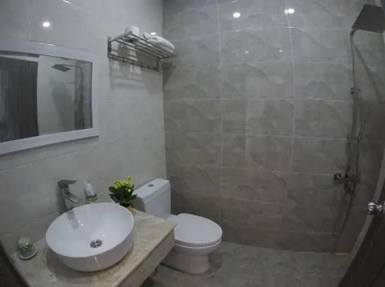 Shower in Dalat Memory Inn