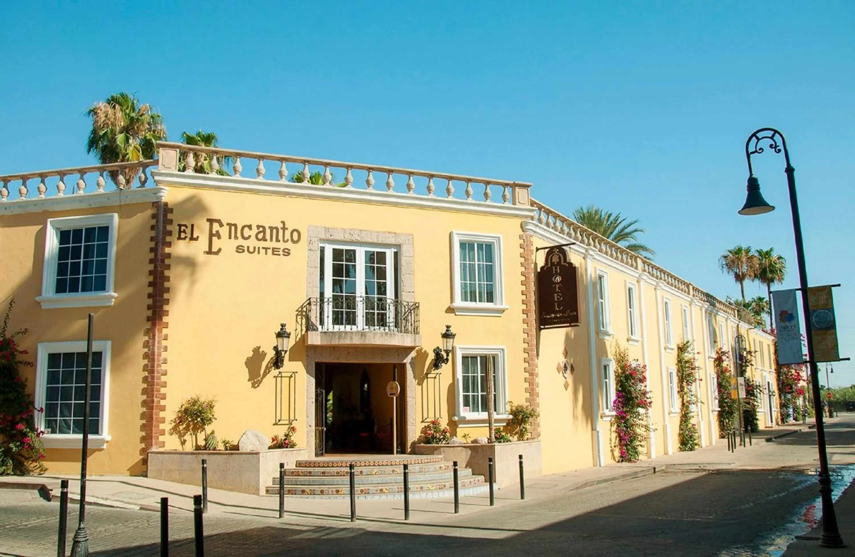 Facade/entrance in El Encanto Inn & Suites
