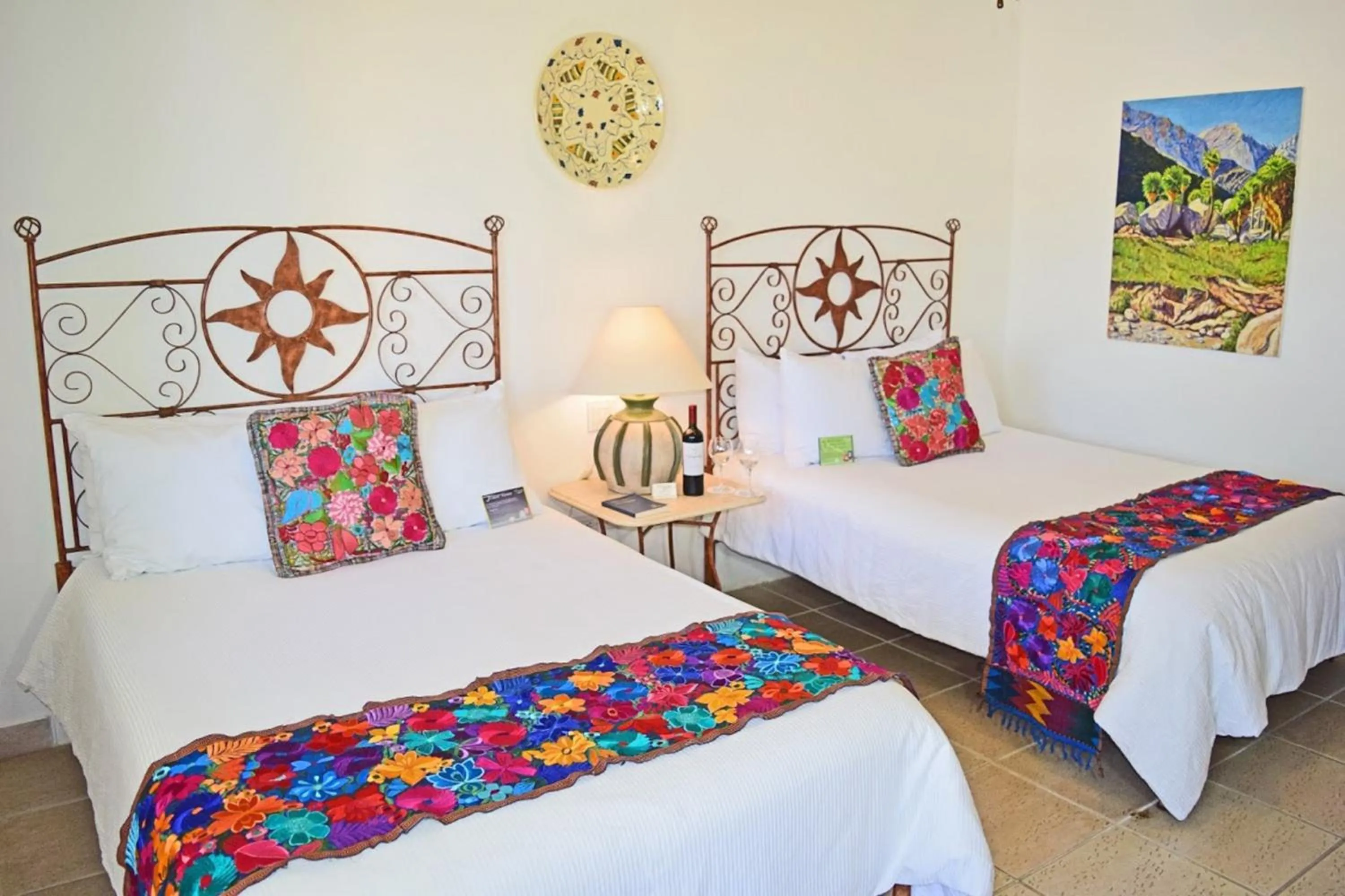 cot, Bed in El Encanto Inn & Suites