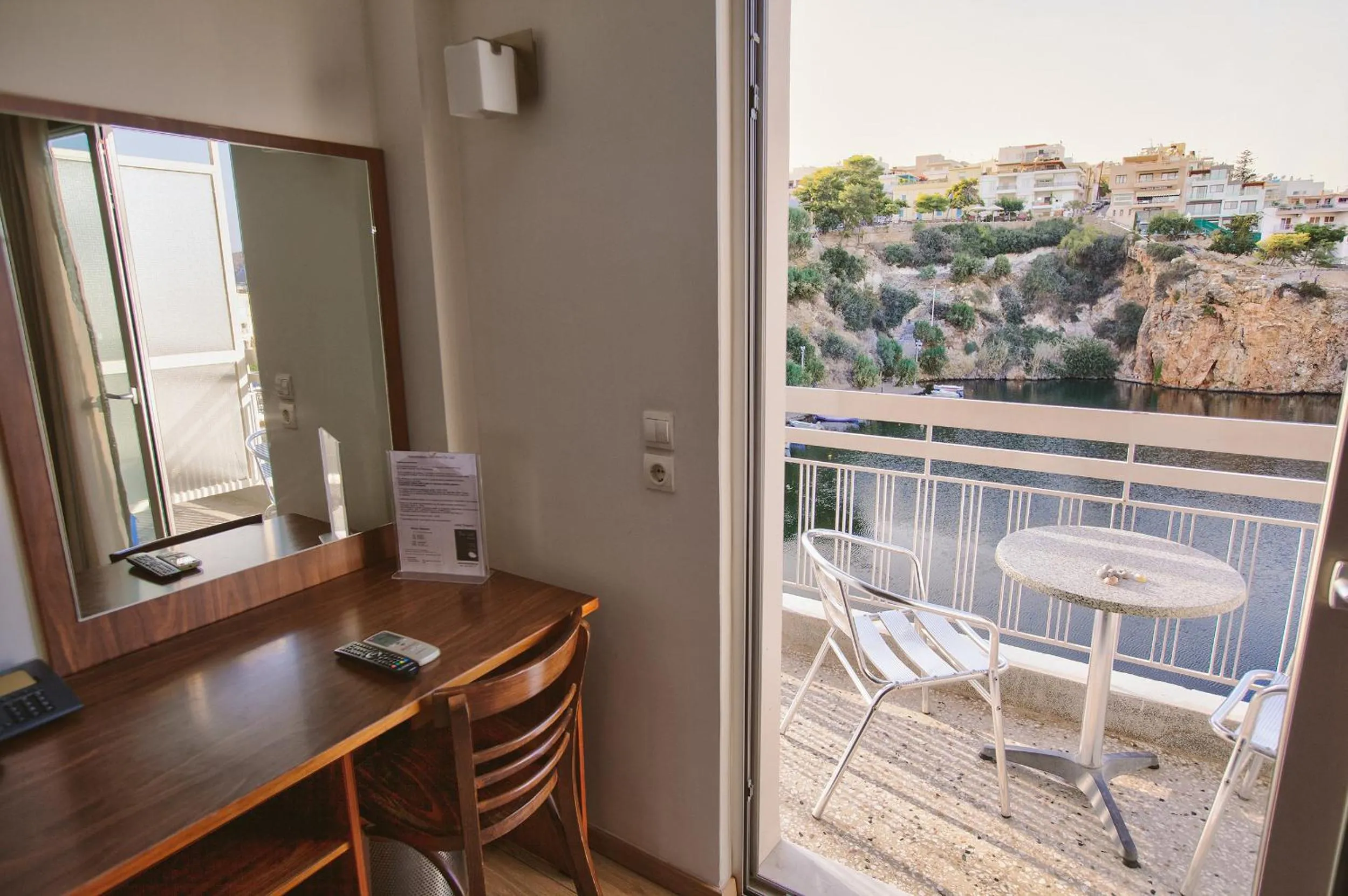 Balcony/Terrace in Du Lac