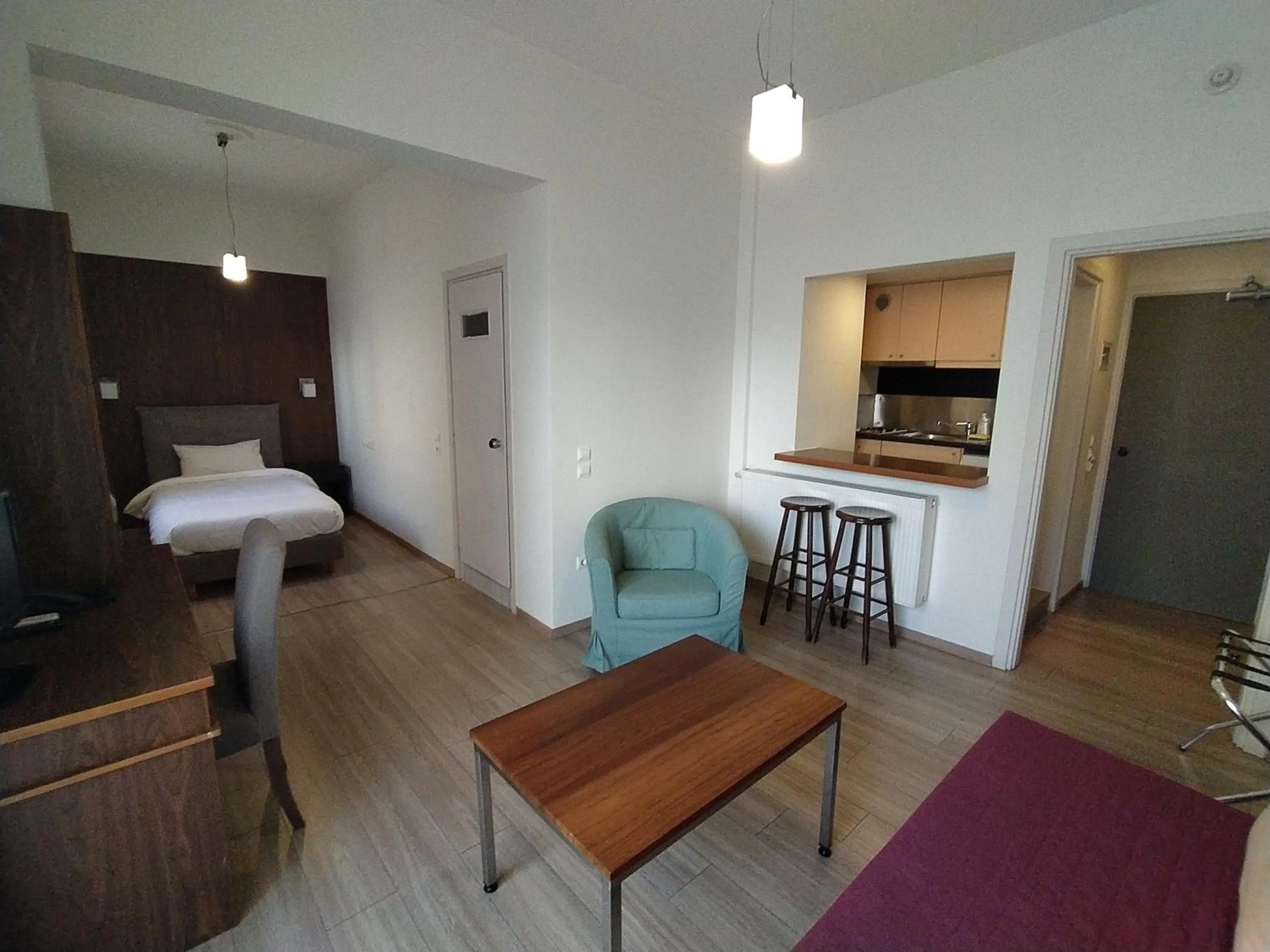 Photo of the whole room, Bed in Du Lac