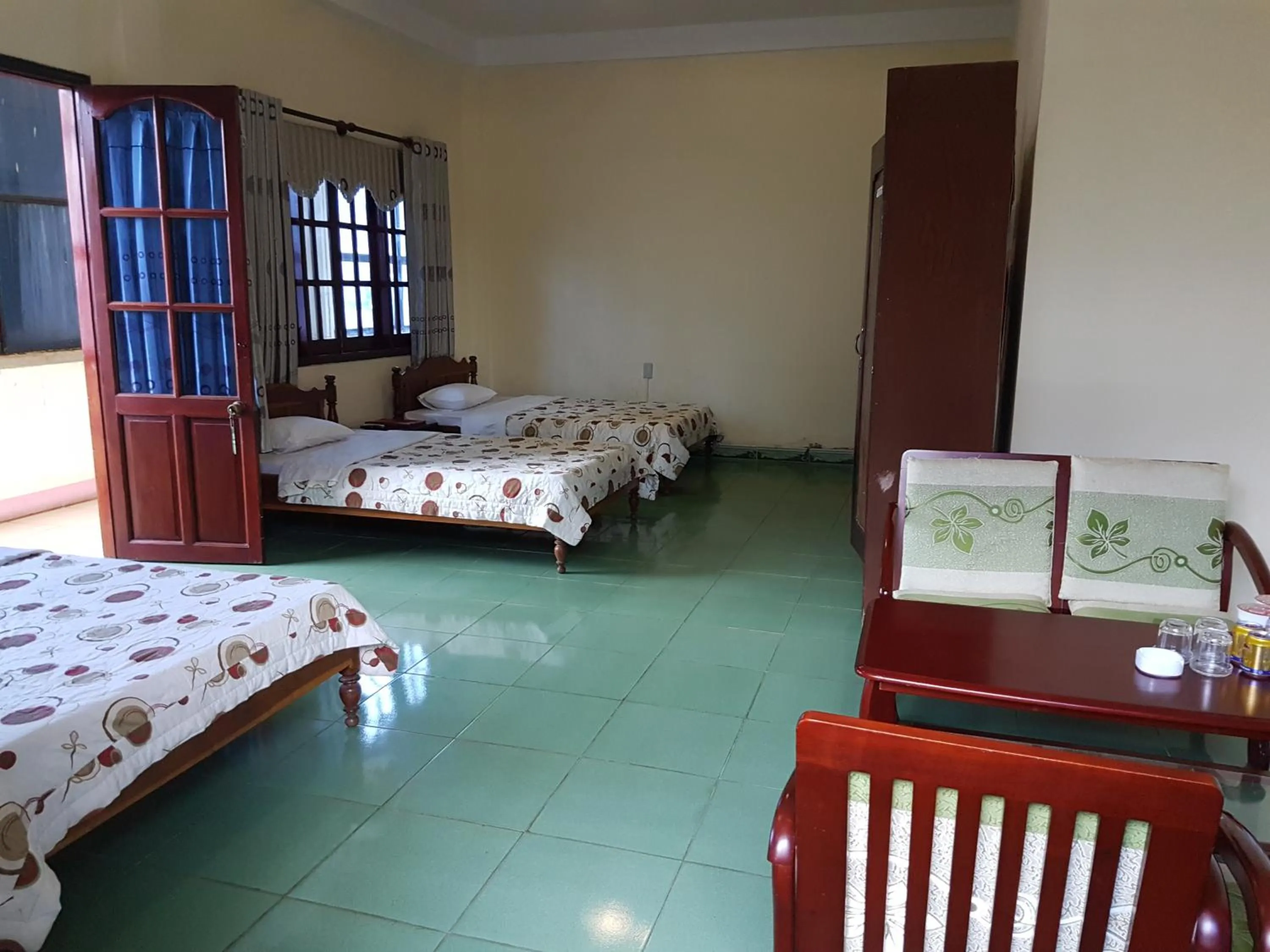 Bed in Hung Vuong Hotel