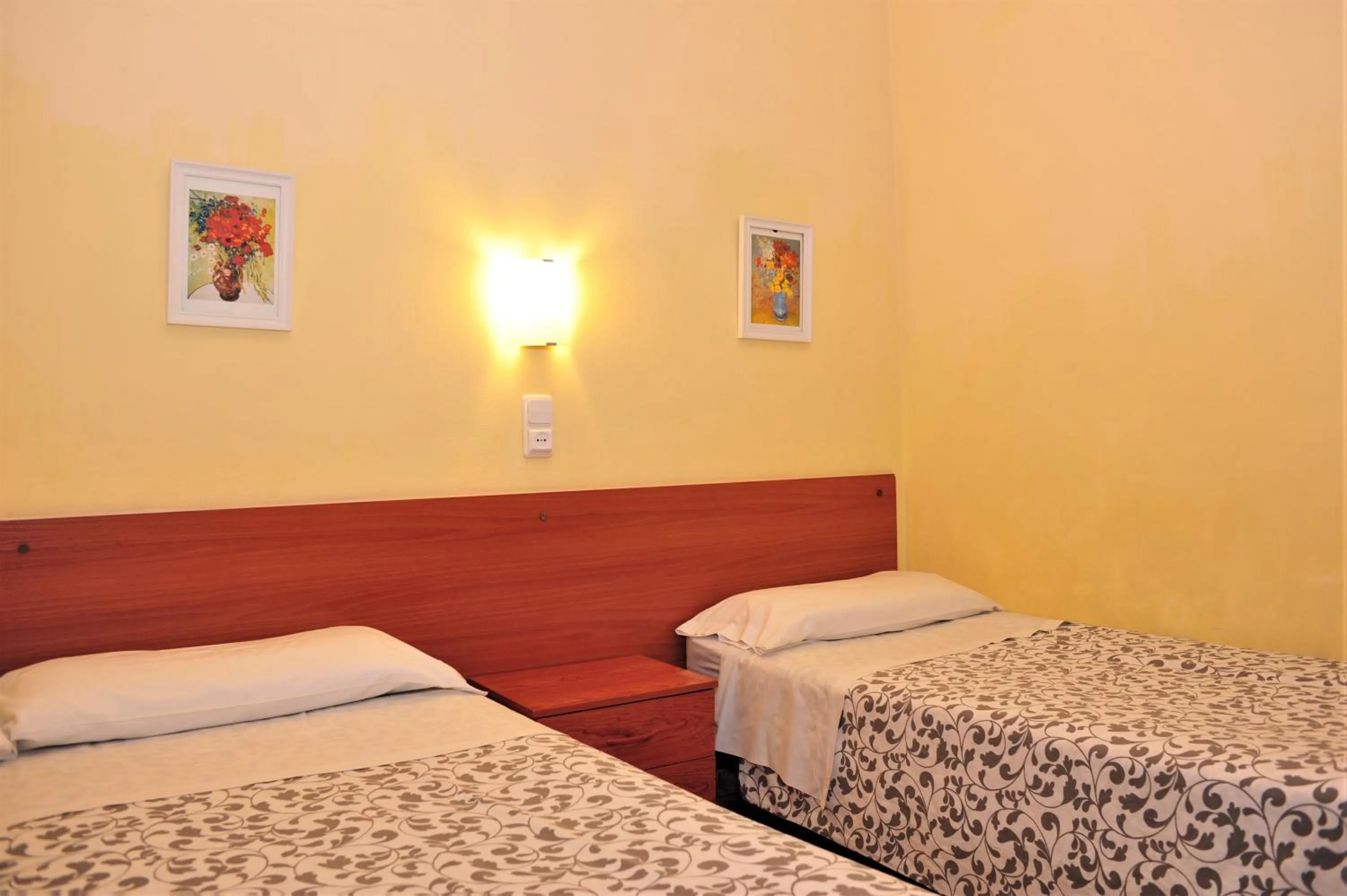 Photo of the whole room, Bed in Hostal Bejar