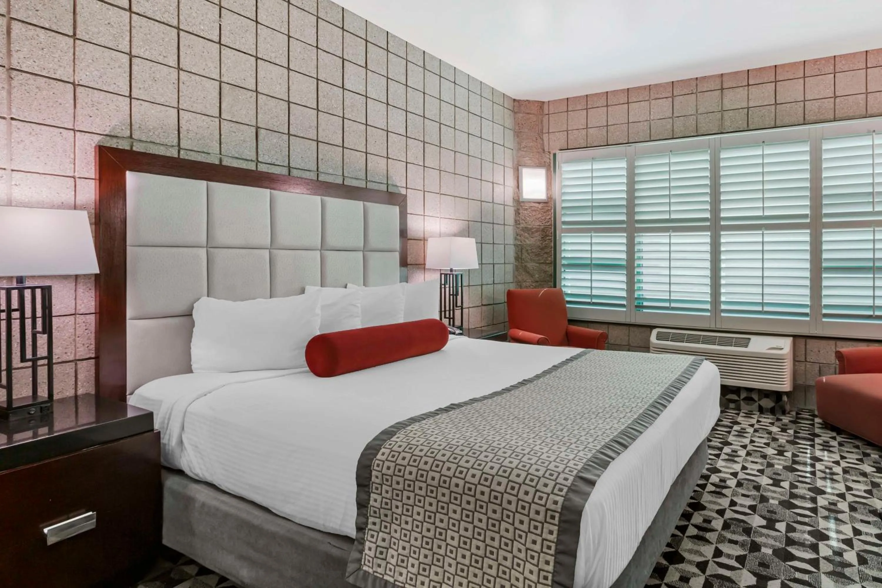 Bedroom, Bed in Best Western Plus Sundial