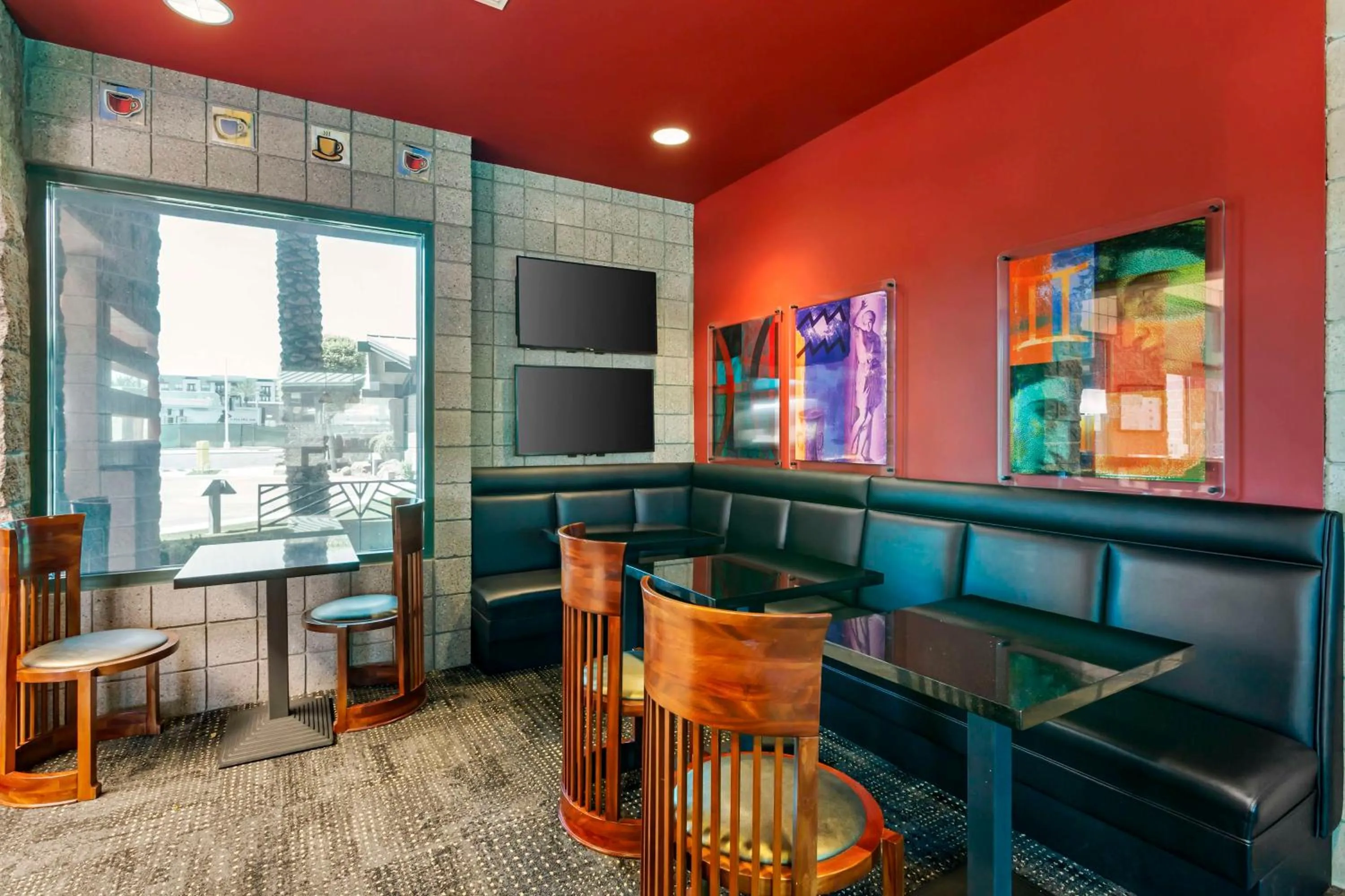 Breakfast in Best Western Plus Sundial