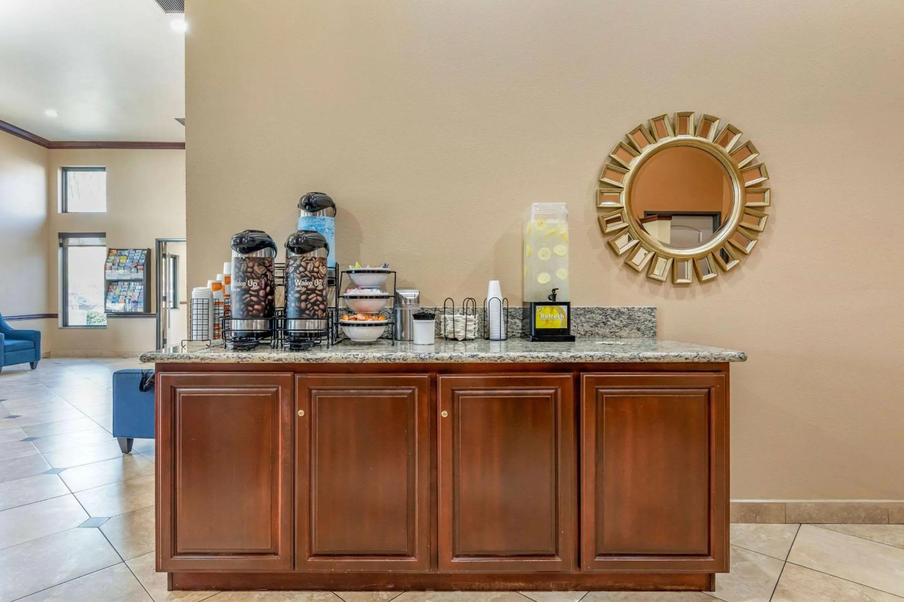 Lobby or reception in Comfort Inn & Suites Colton