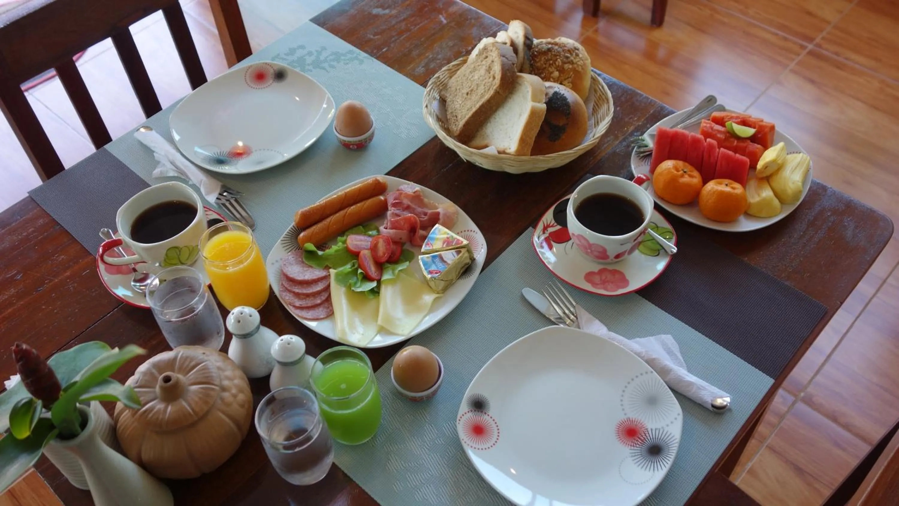 Living room in Baan Sooksiri Bangsaray