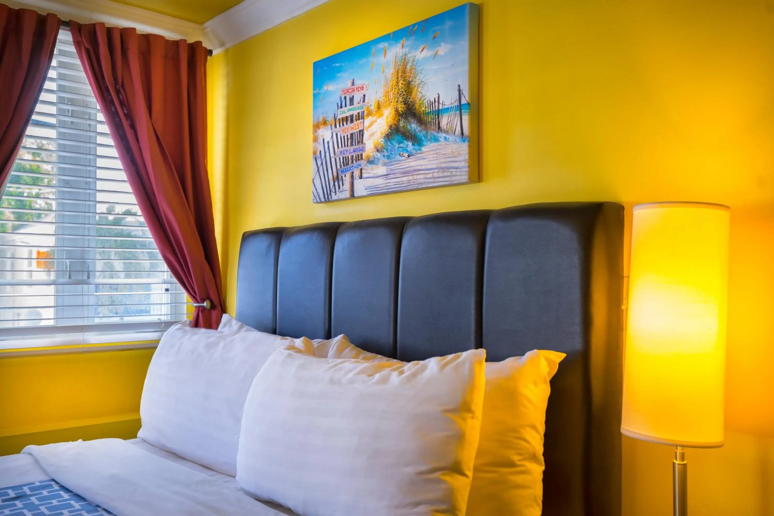 Decorative detail, Bed in Pegasus International Hotel