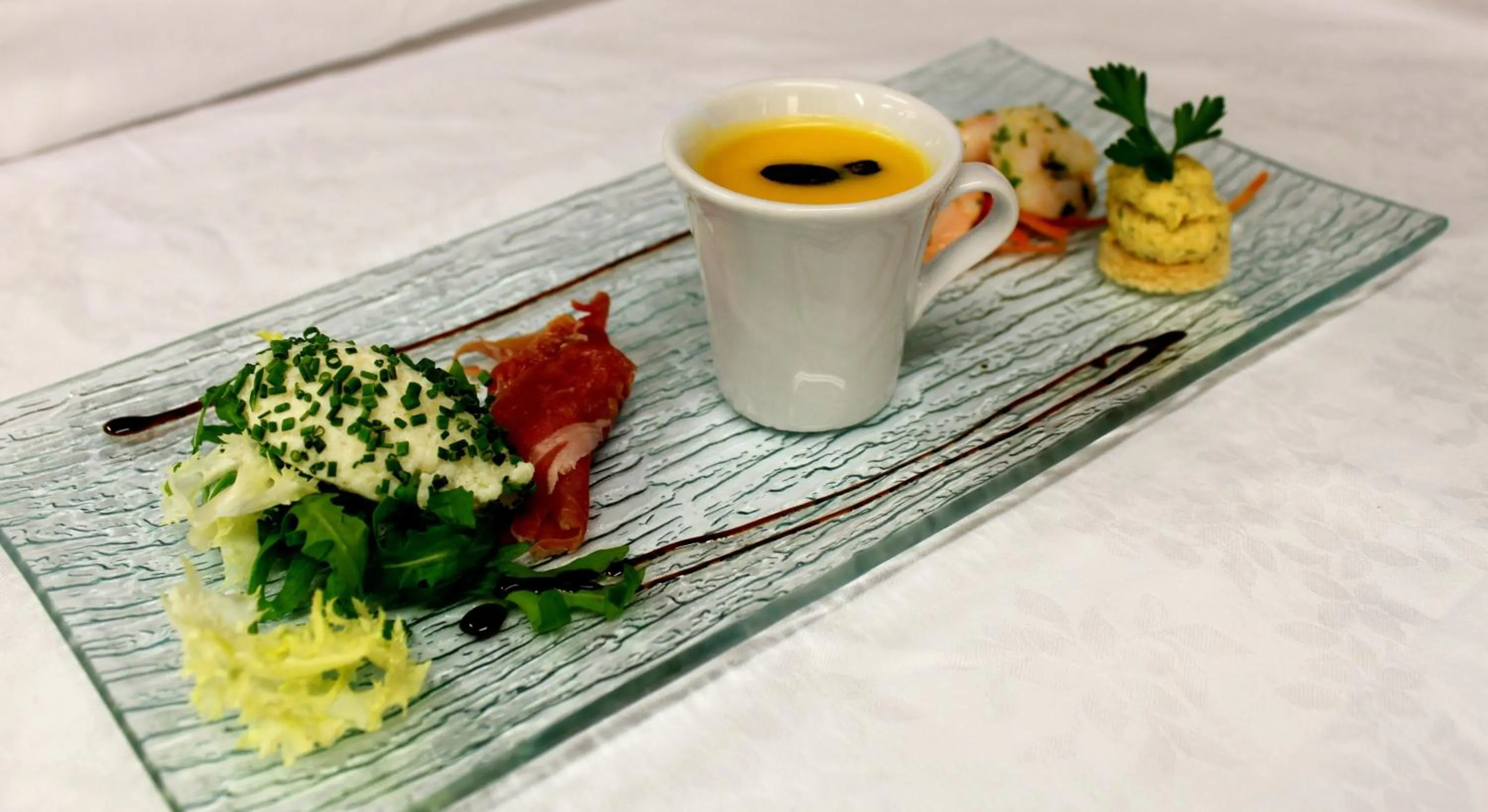 Restaurant/places to eat in Hotel Millanderhof