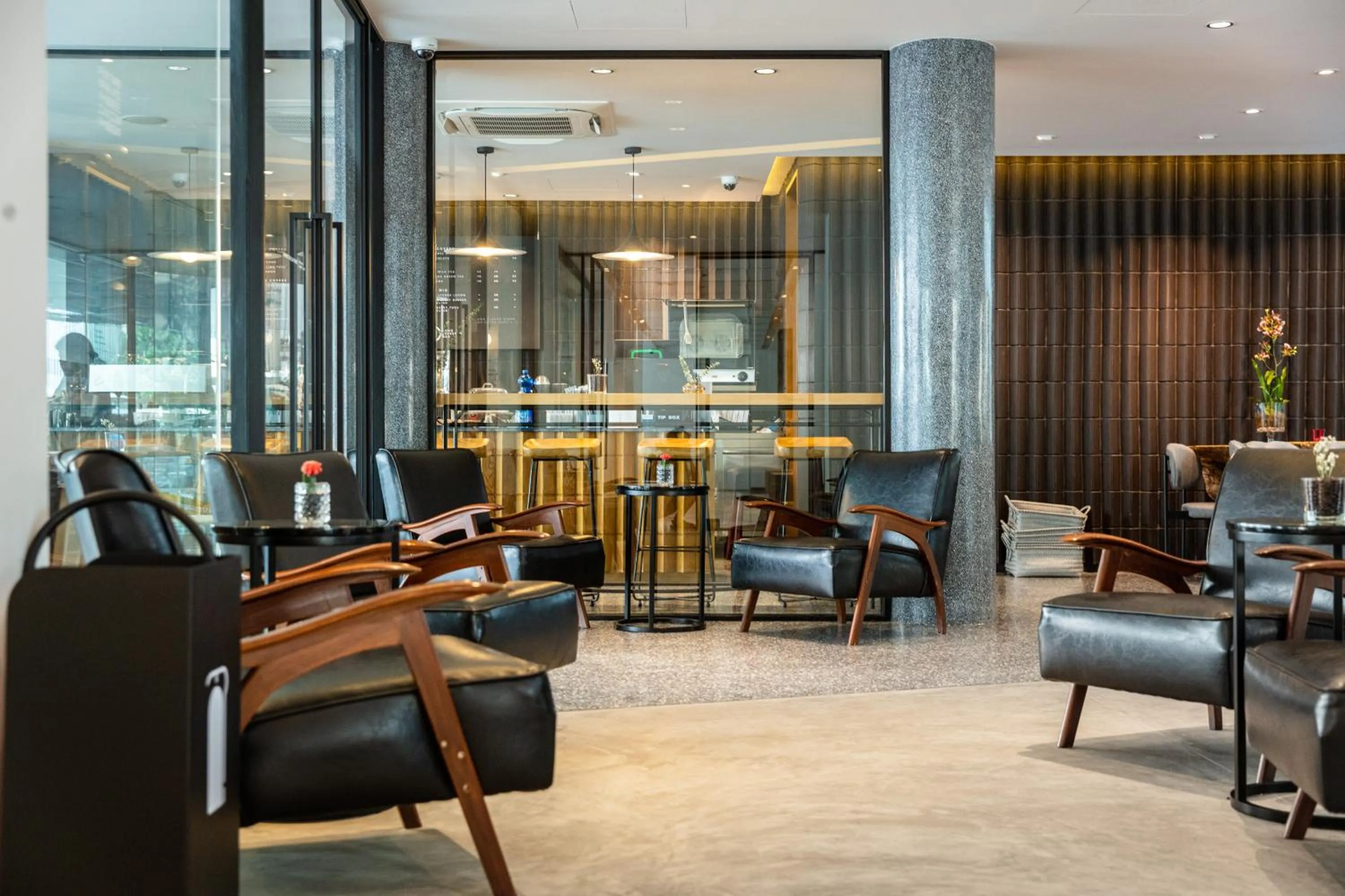 Restaurant/places to eat in Reno hotel