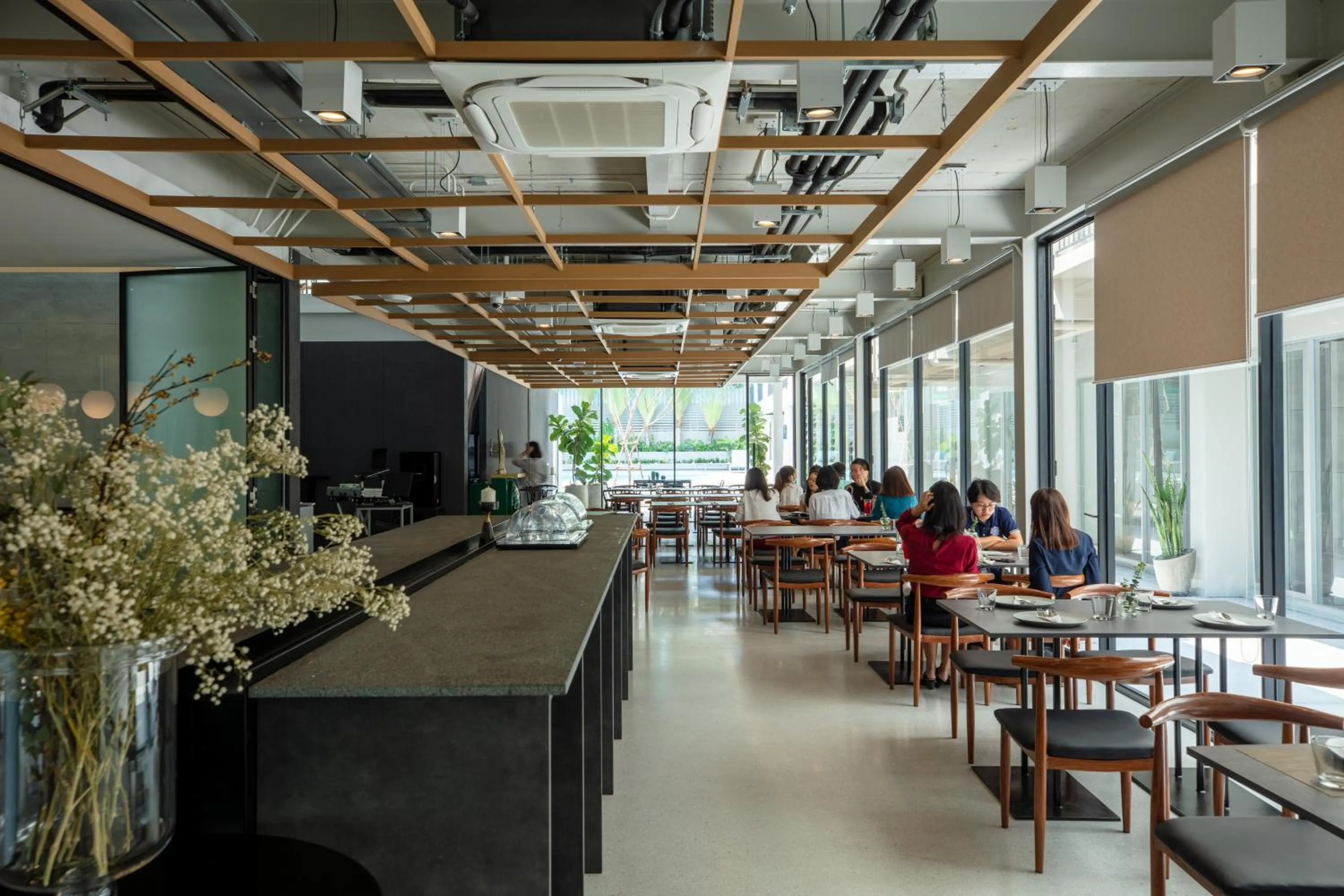 Restaurant/places to eat in Reno hotel