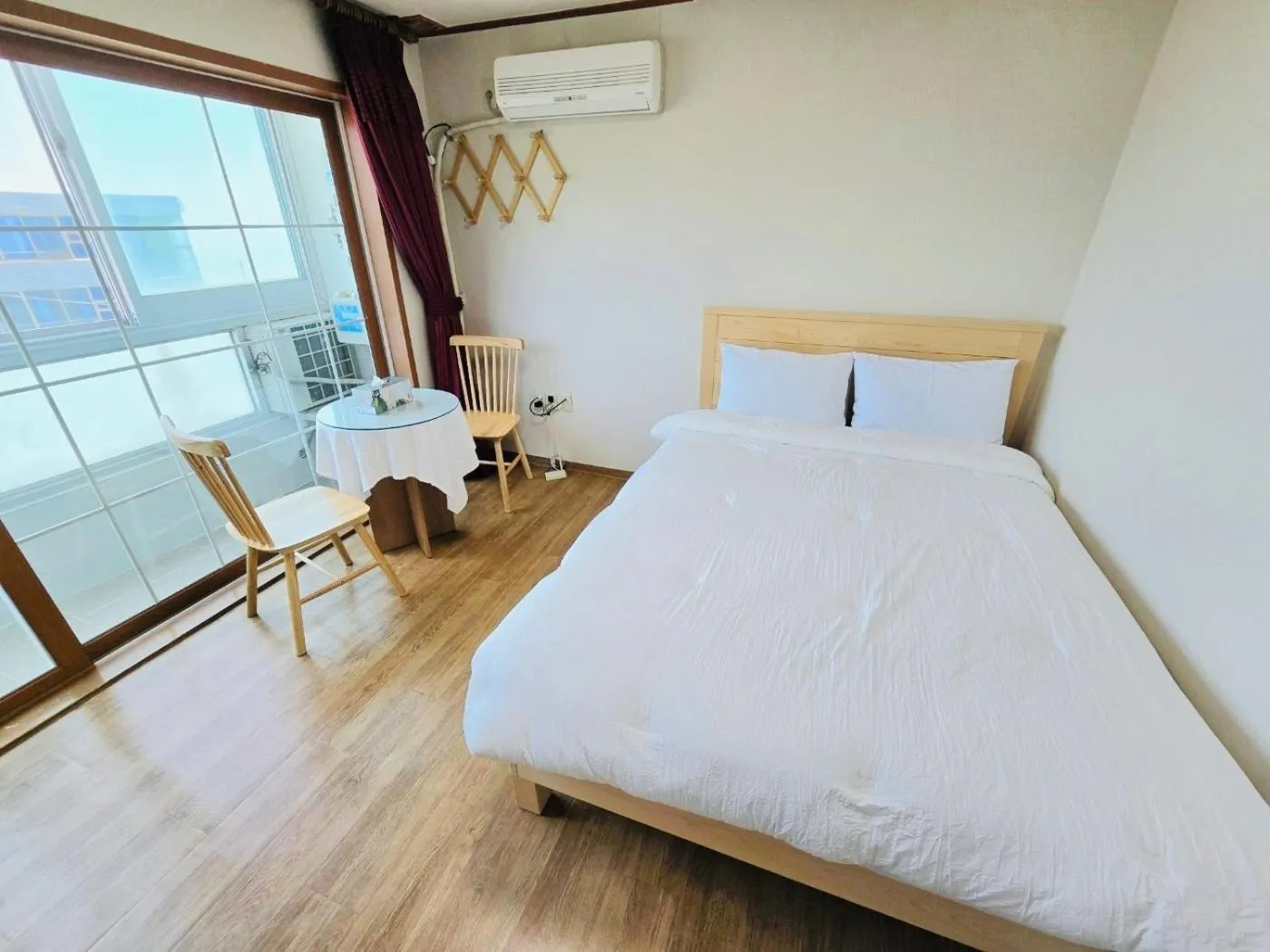 Bed in Billions Motel