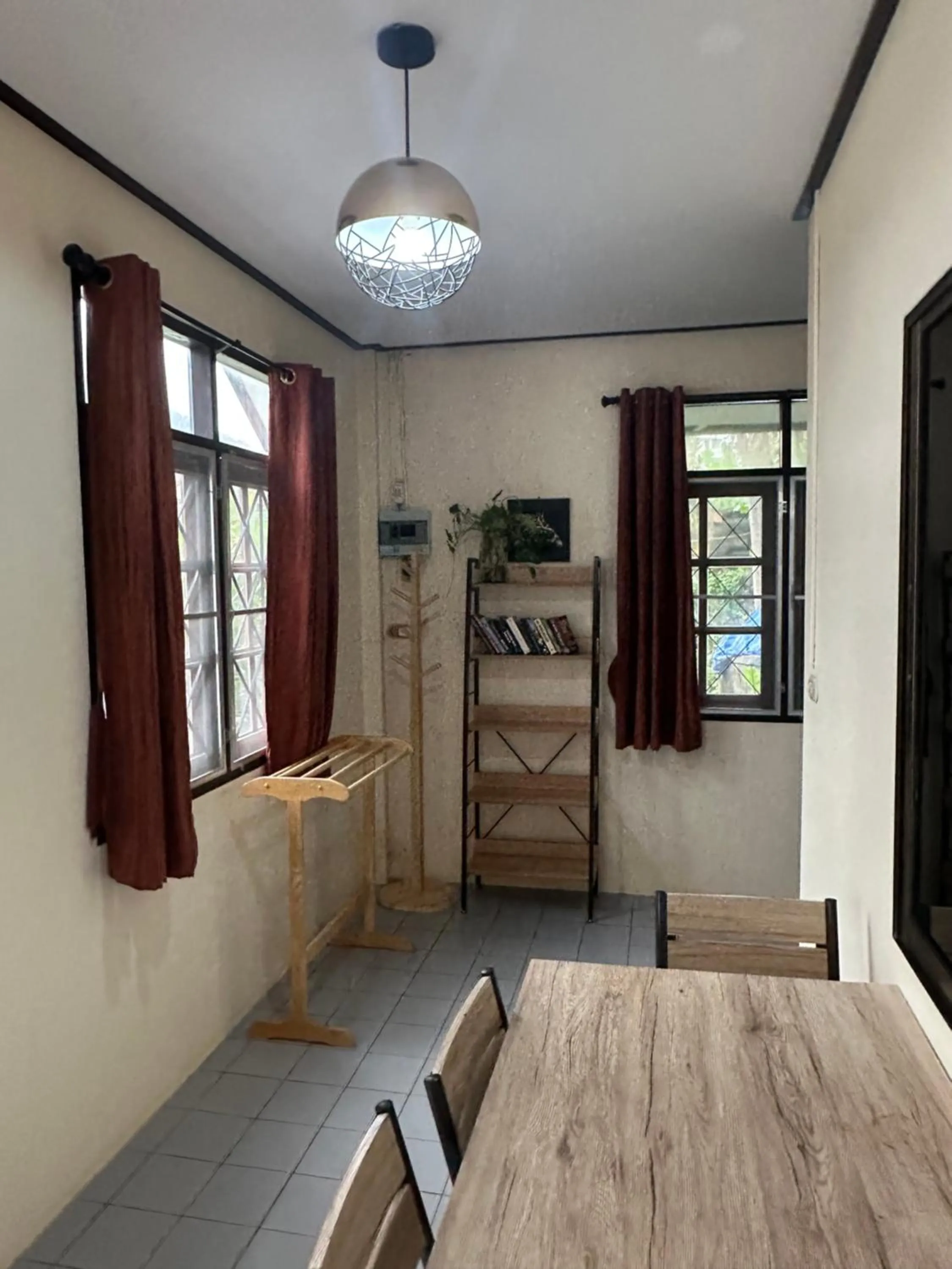 Dining area, Bed in Kata Leaf Resort Phuket -