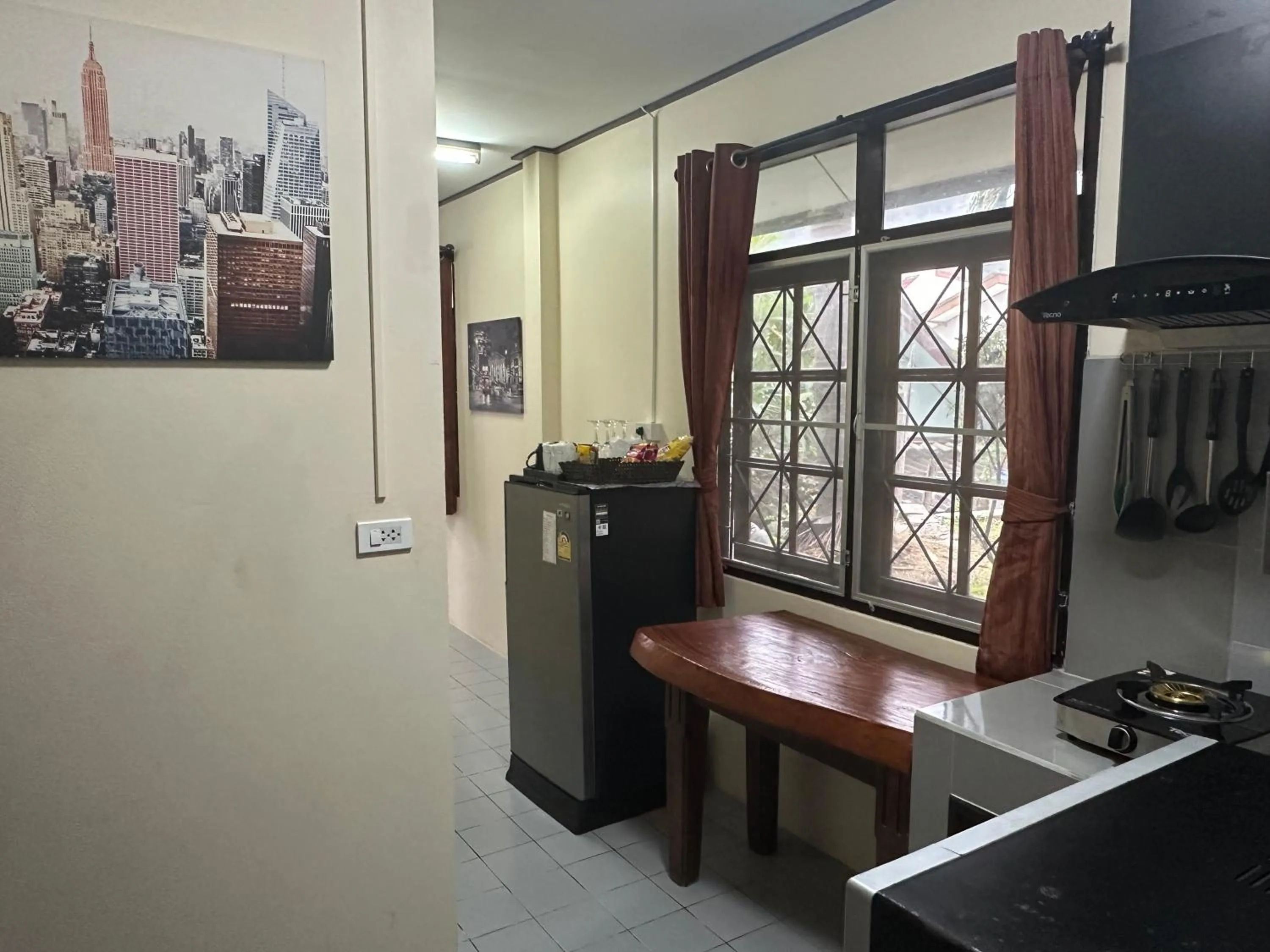 Kitchen or kitchenette in Kata Leaf Resort Phuket -