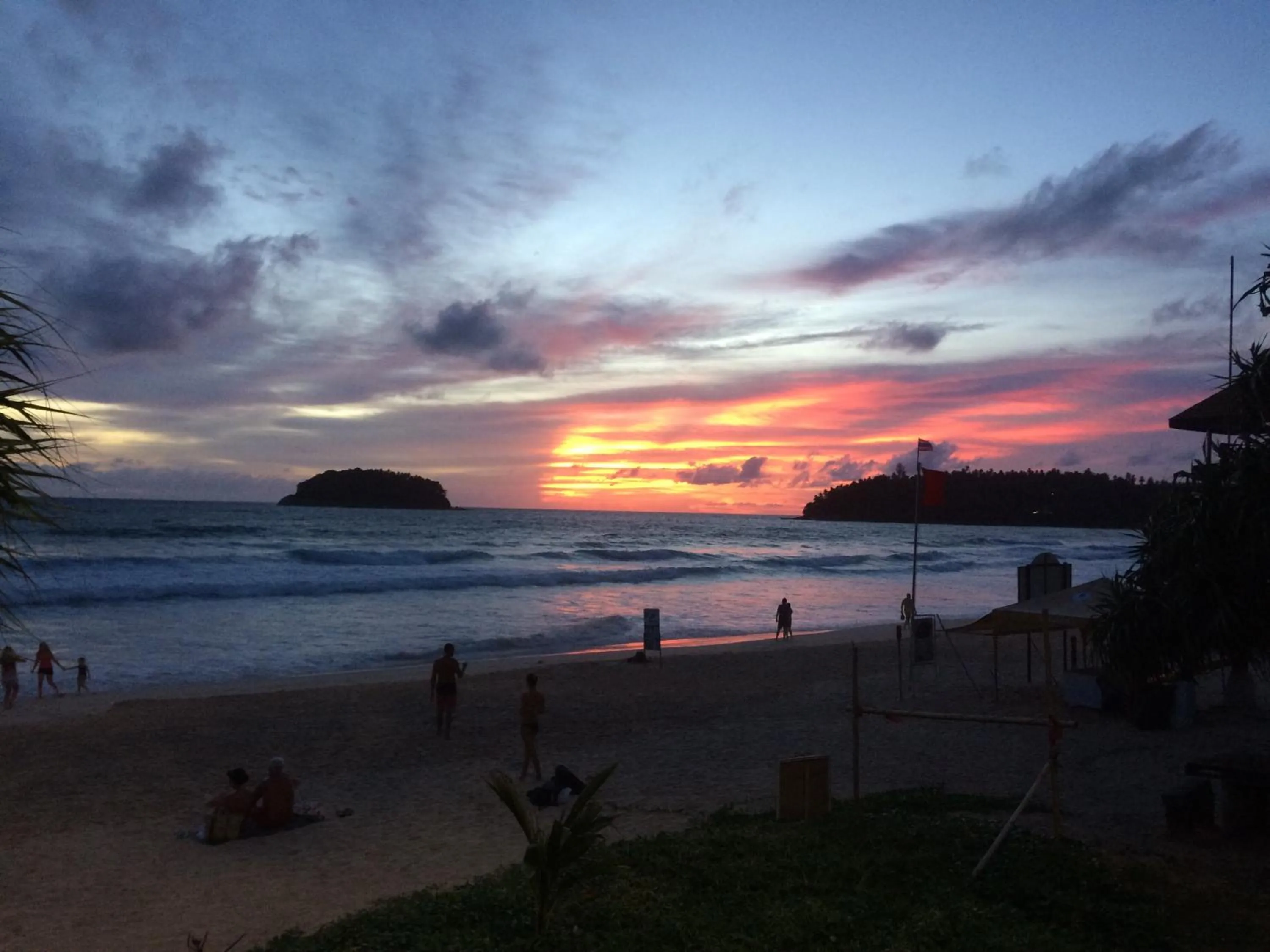 Beach in Kata Leaf Resort Phuket -