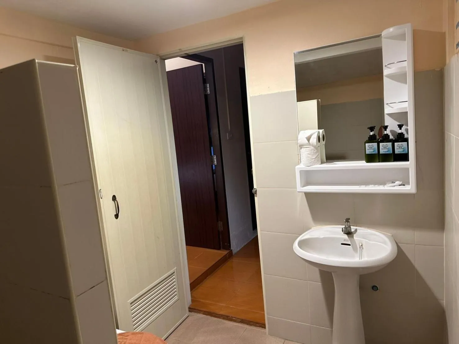 Shower in Kata Leaf Resort Phuket -