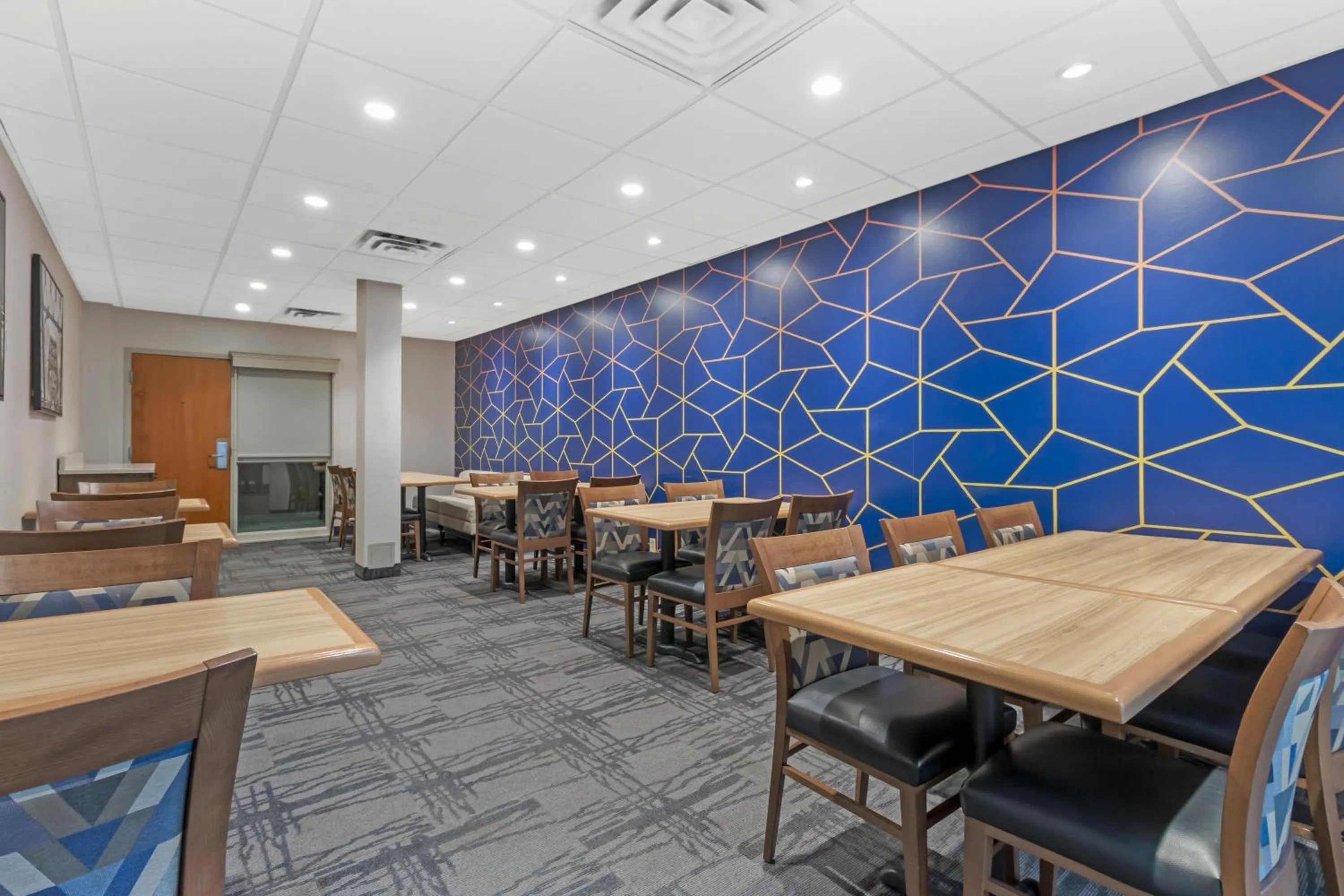 Business facilities in Best Western Plus Pembina Inn & Suites