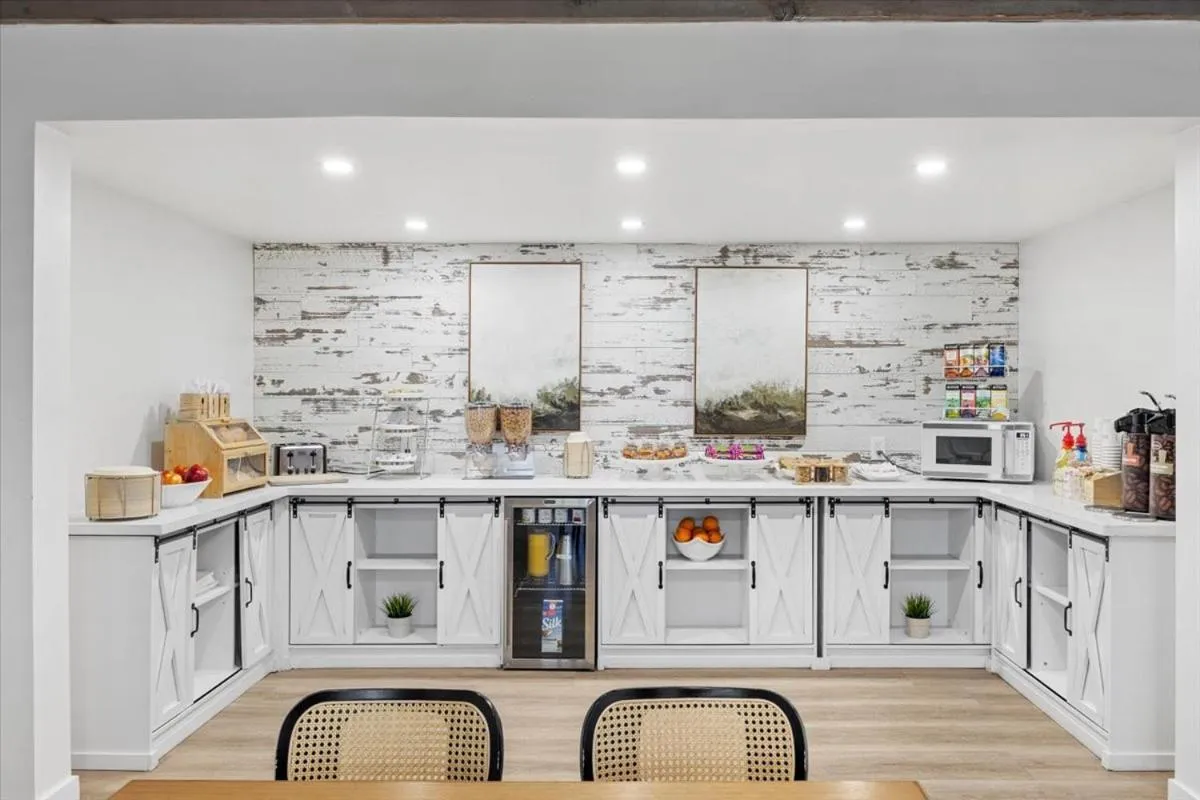 Prodigy Hotel, a Days Inn by Wyndham