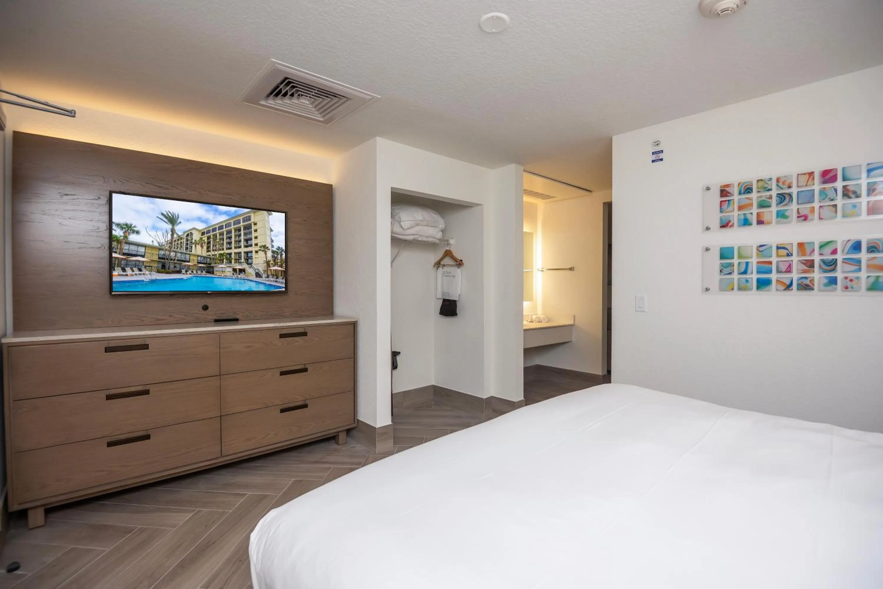 Bedroom, Bed in Sirata Beach Resort St Pete Beach