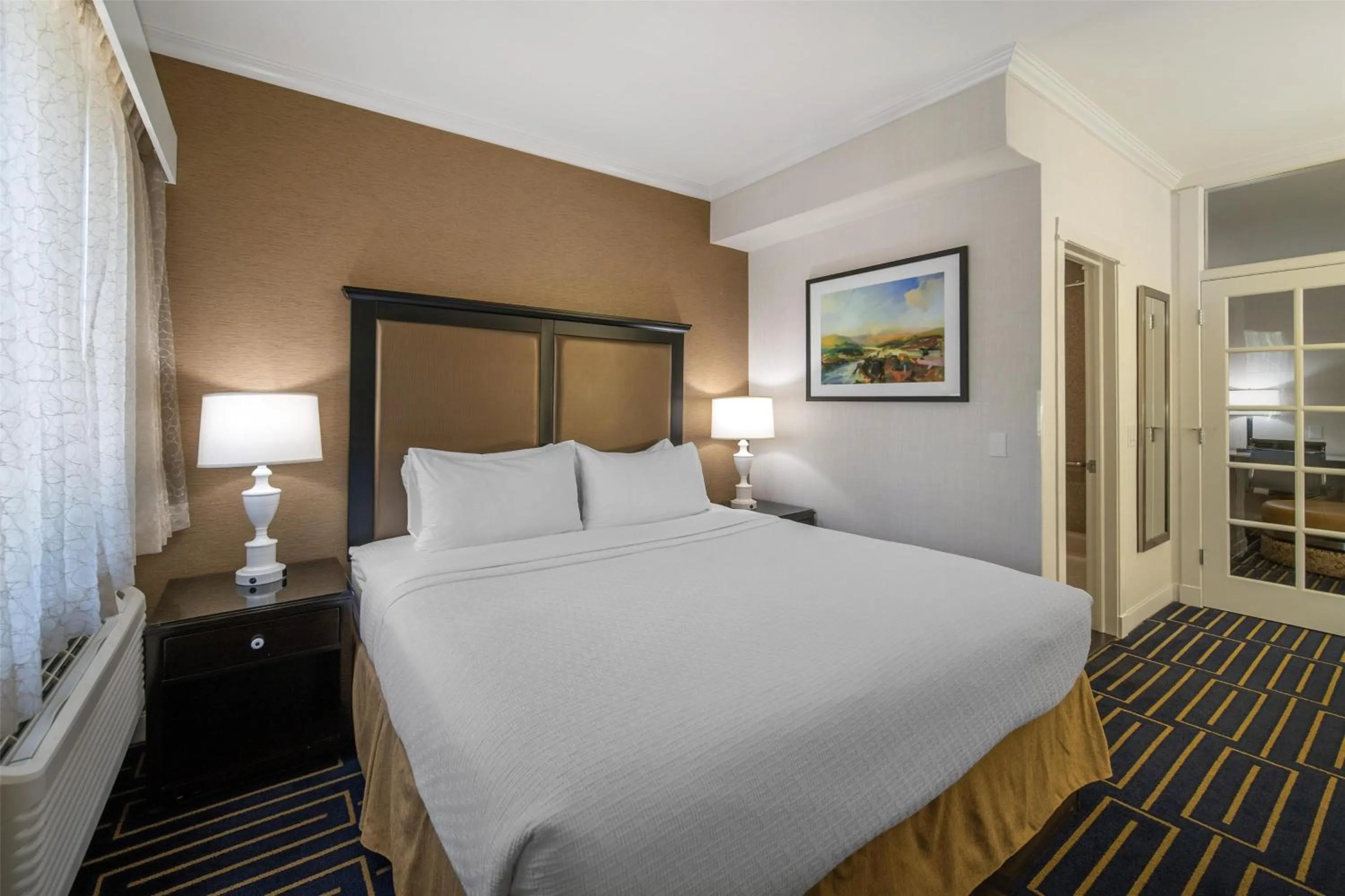 Bedroom, Bed in Best Western Plus Palm Court Hotel