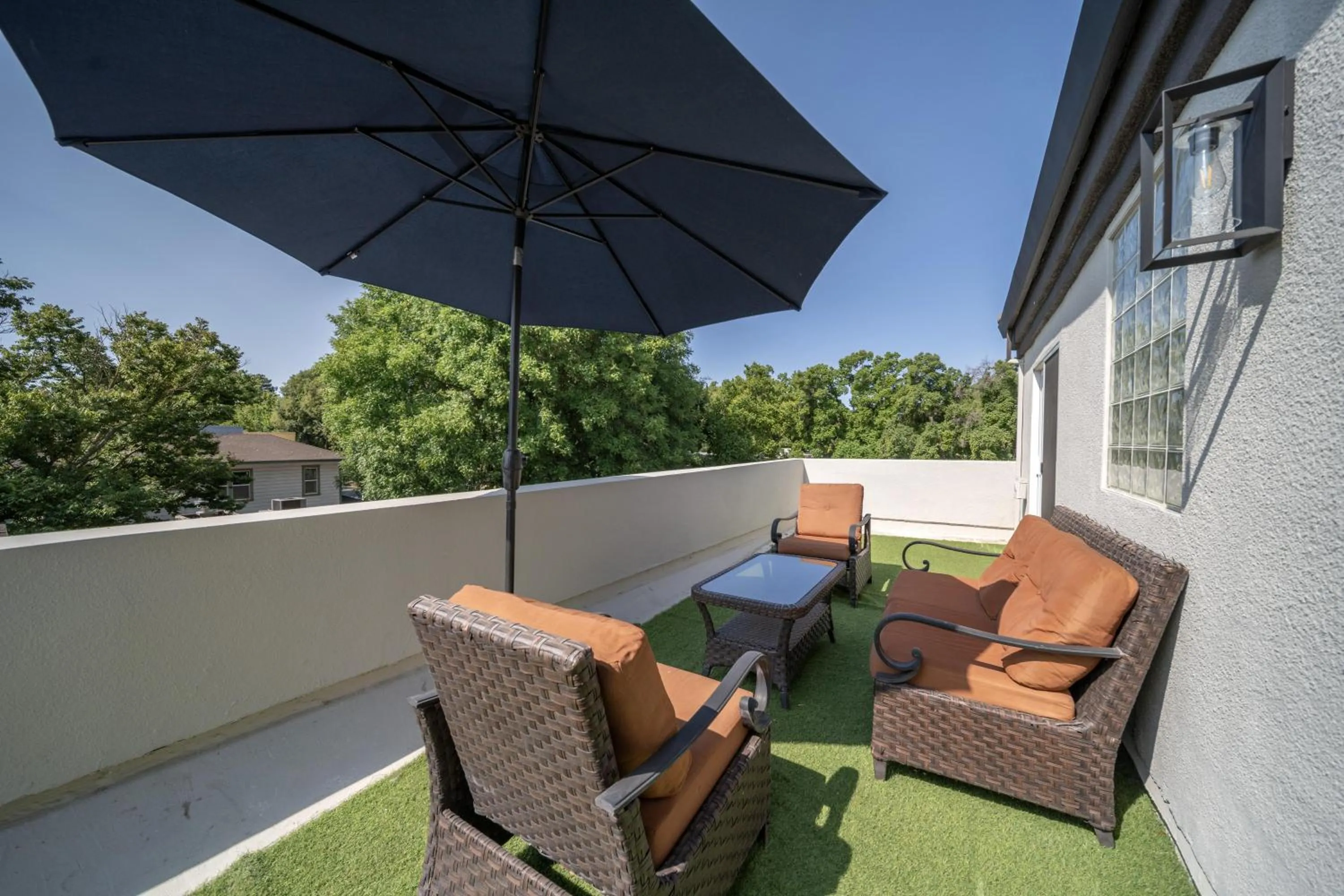 Balcony/Terrace in Best Western Plus Palm Court Hotel