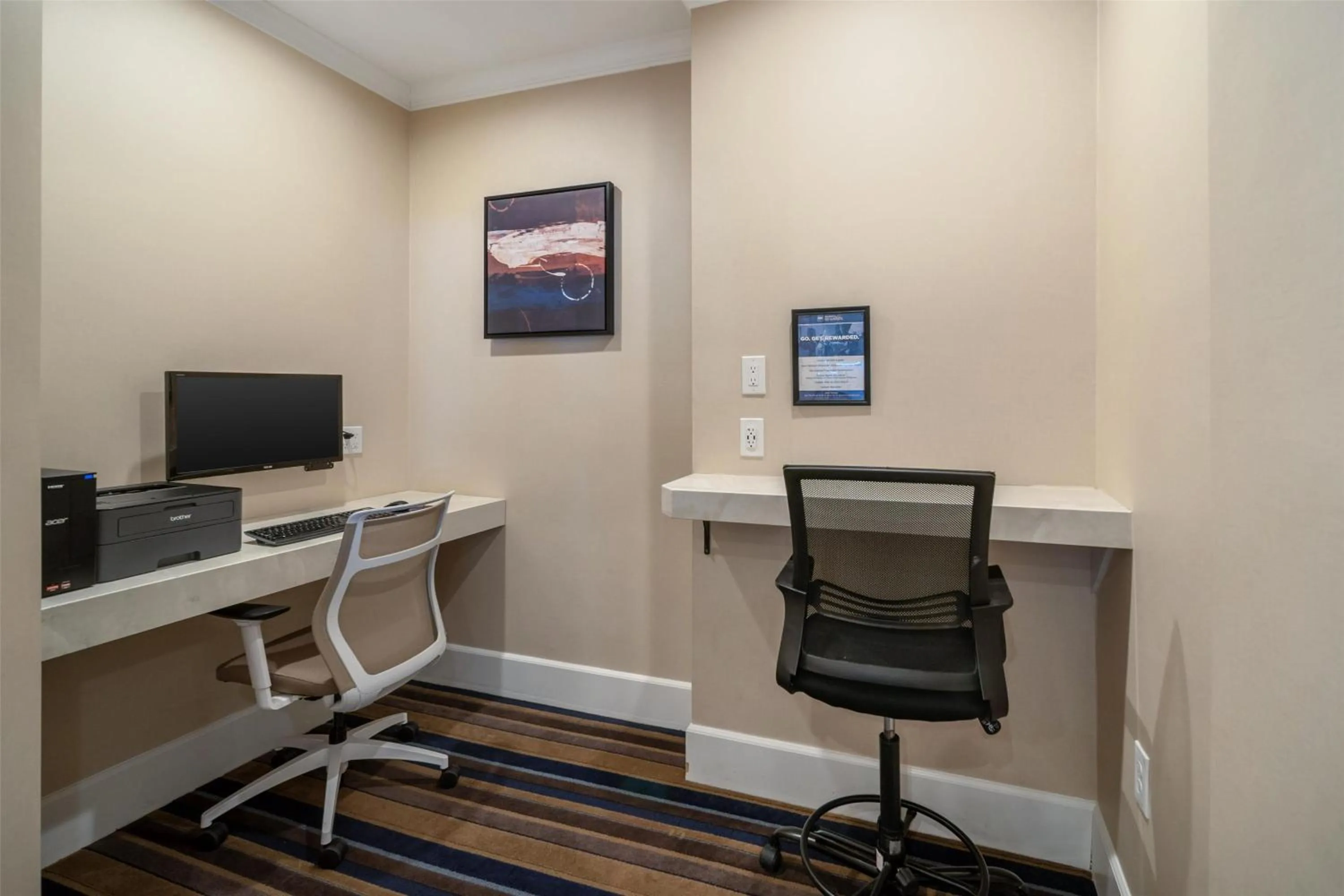 Business facilities in Best Western Plus Palm Court Hotel
