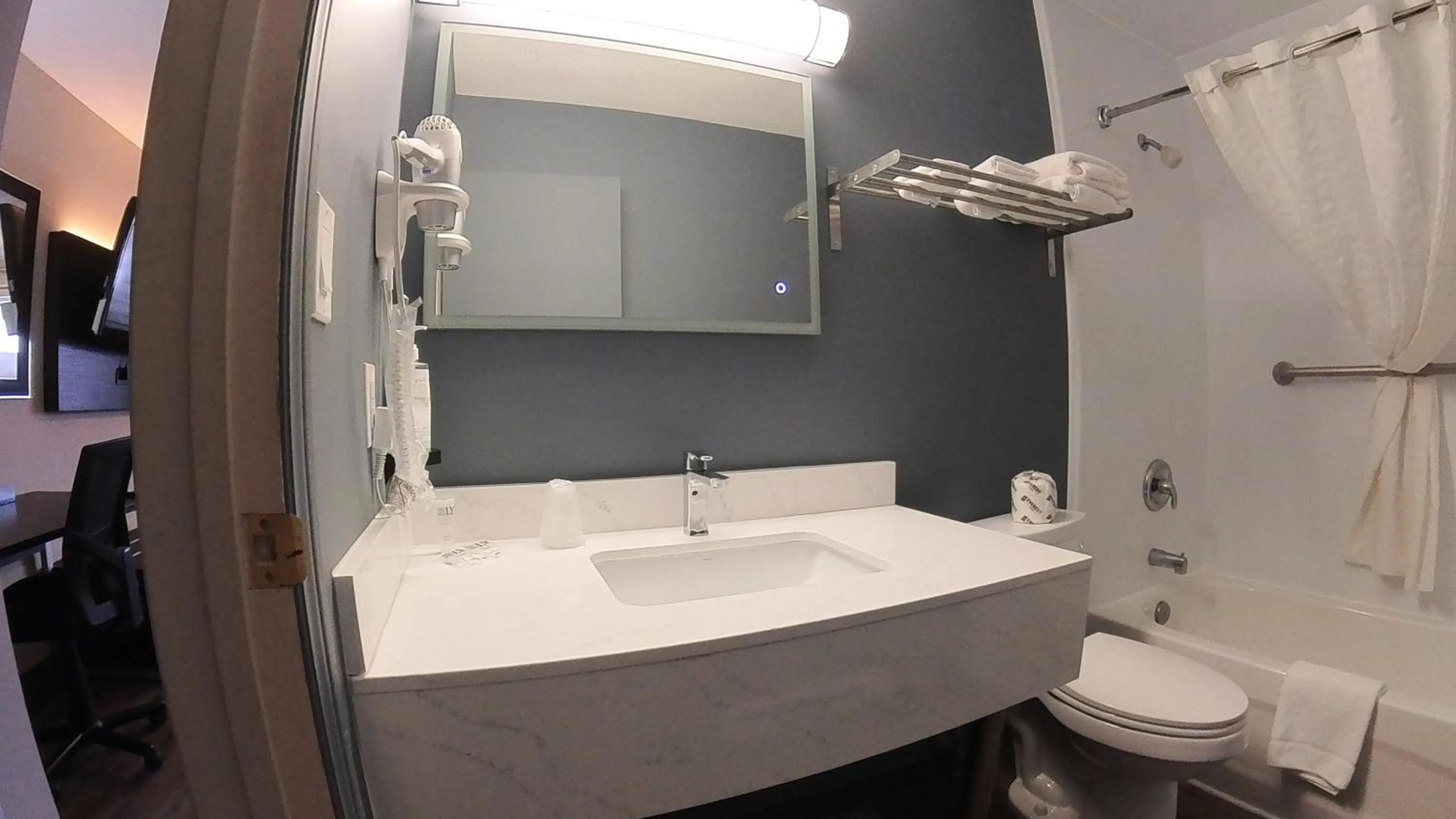 Bathroom in Moonlight Inn and Suites Sudbury