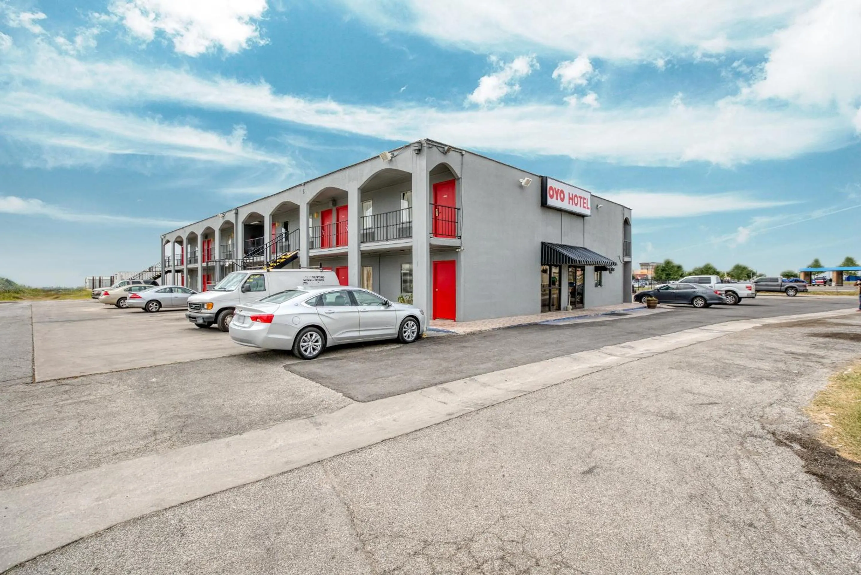Facade/entrance in OYO Hotel San Antonio Lackland Air Force Base West