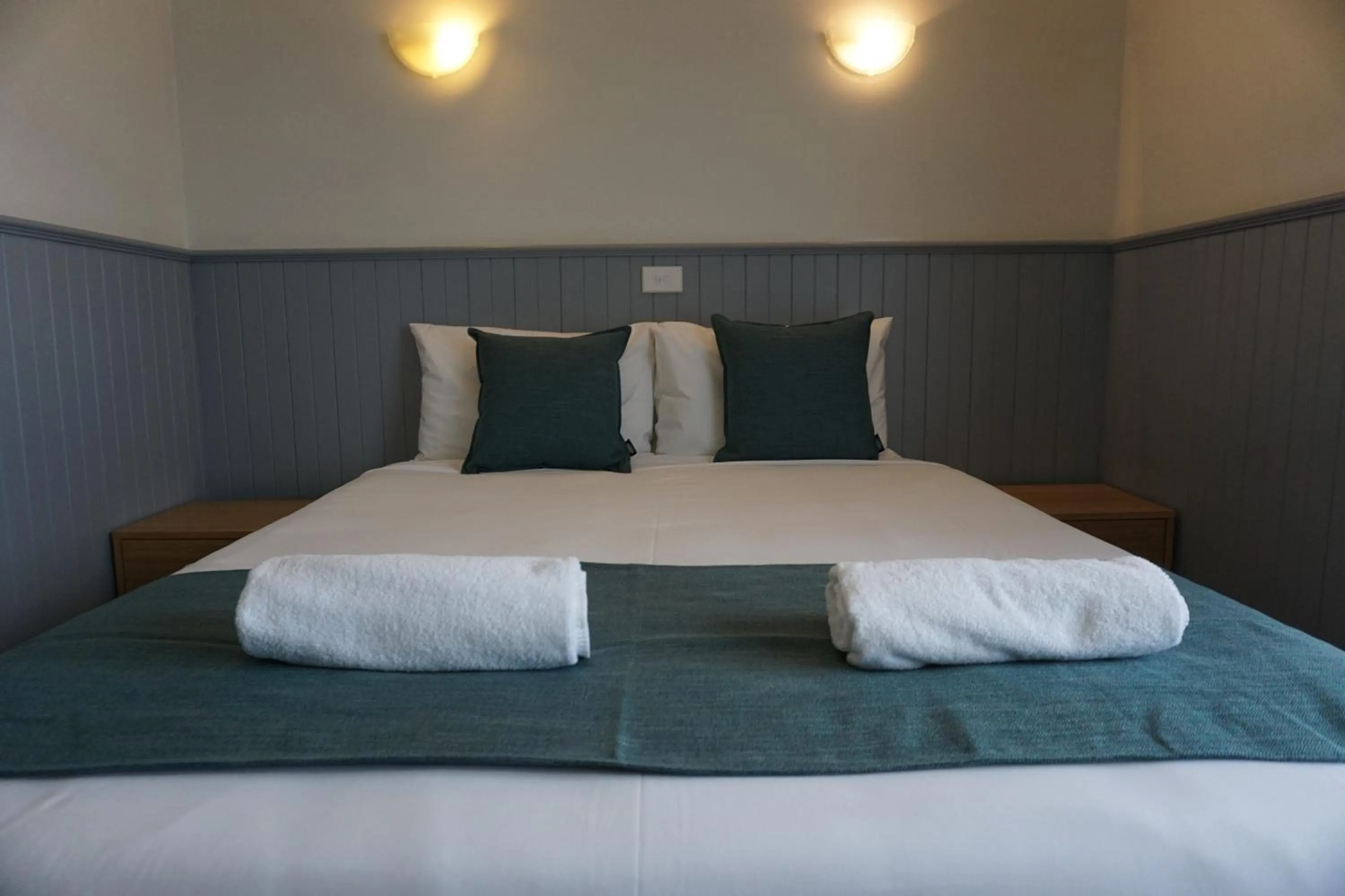 Bed in Central Motel Port Fairy