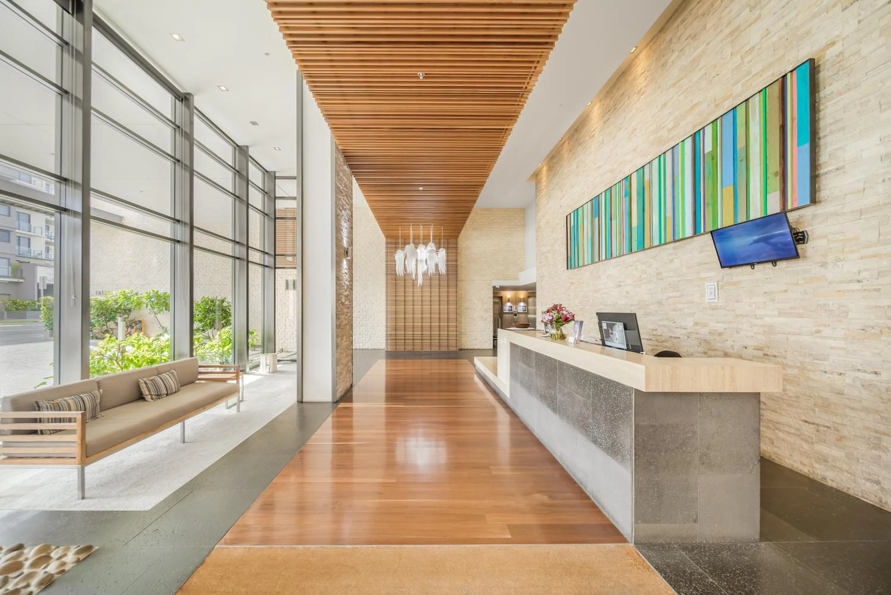 Lobby or reception in Oaks Redcliffe Mon Komo Suites