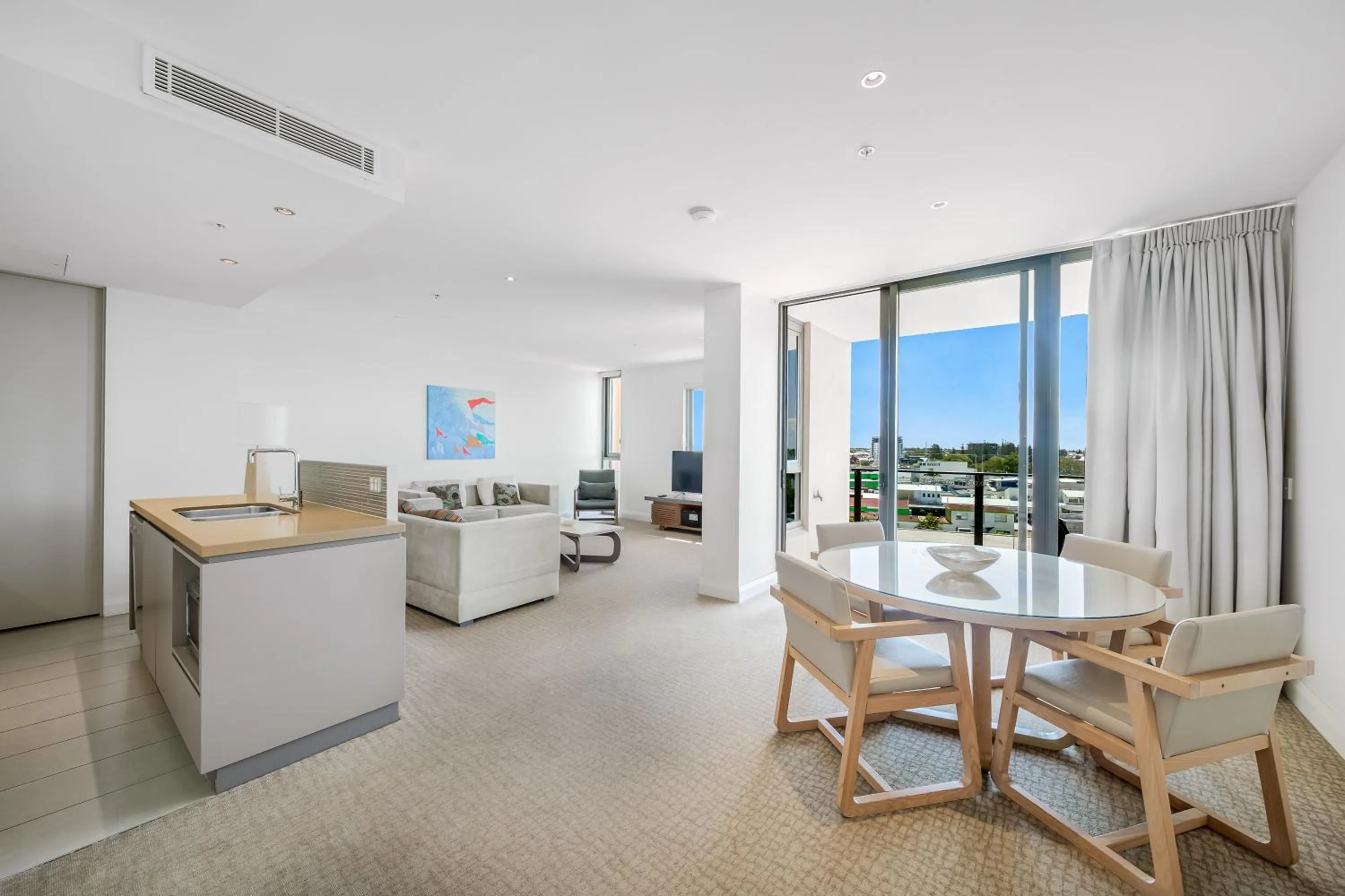 Living room in Oaks Redcliffe Mon Komo Suites