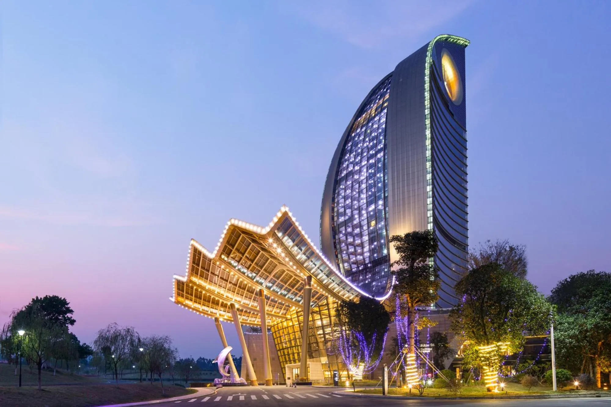 Property building in Wyndham Grand Foshan Gaoming
