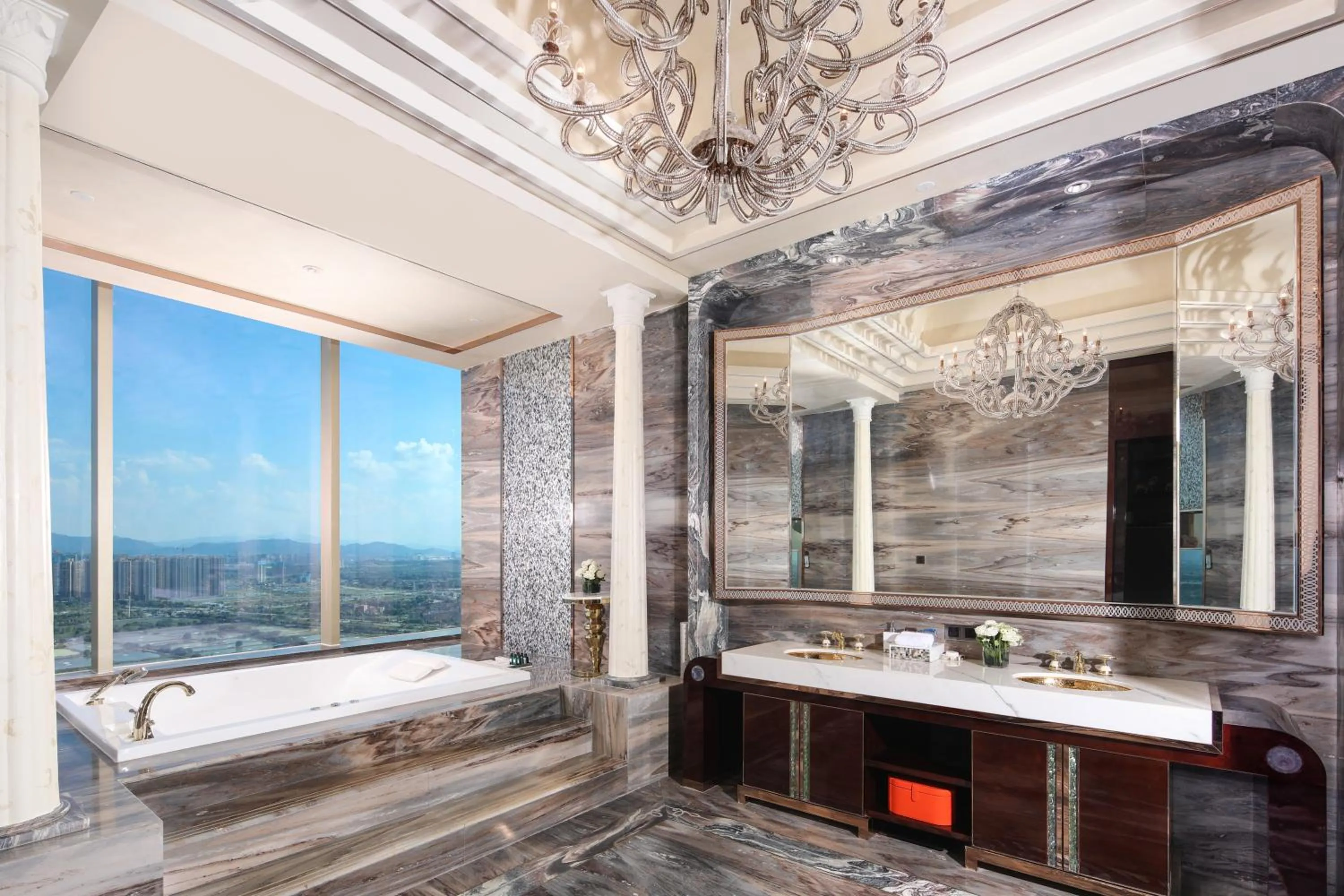 Bathroom in Wyndham Grand Foshan Gaoming