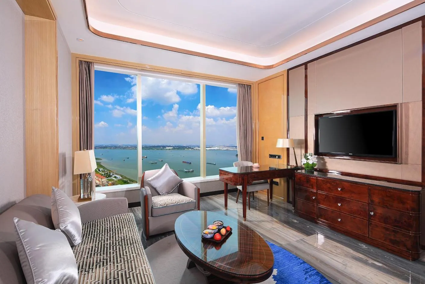 Living room in Wyndham Grand Foshan Gaoming