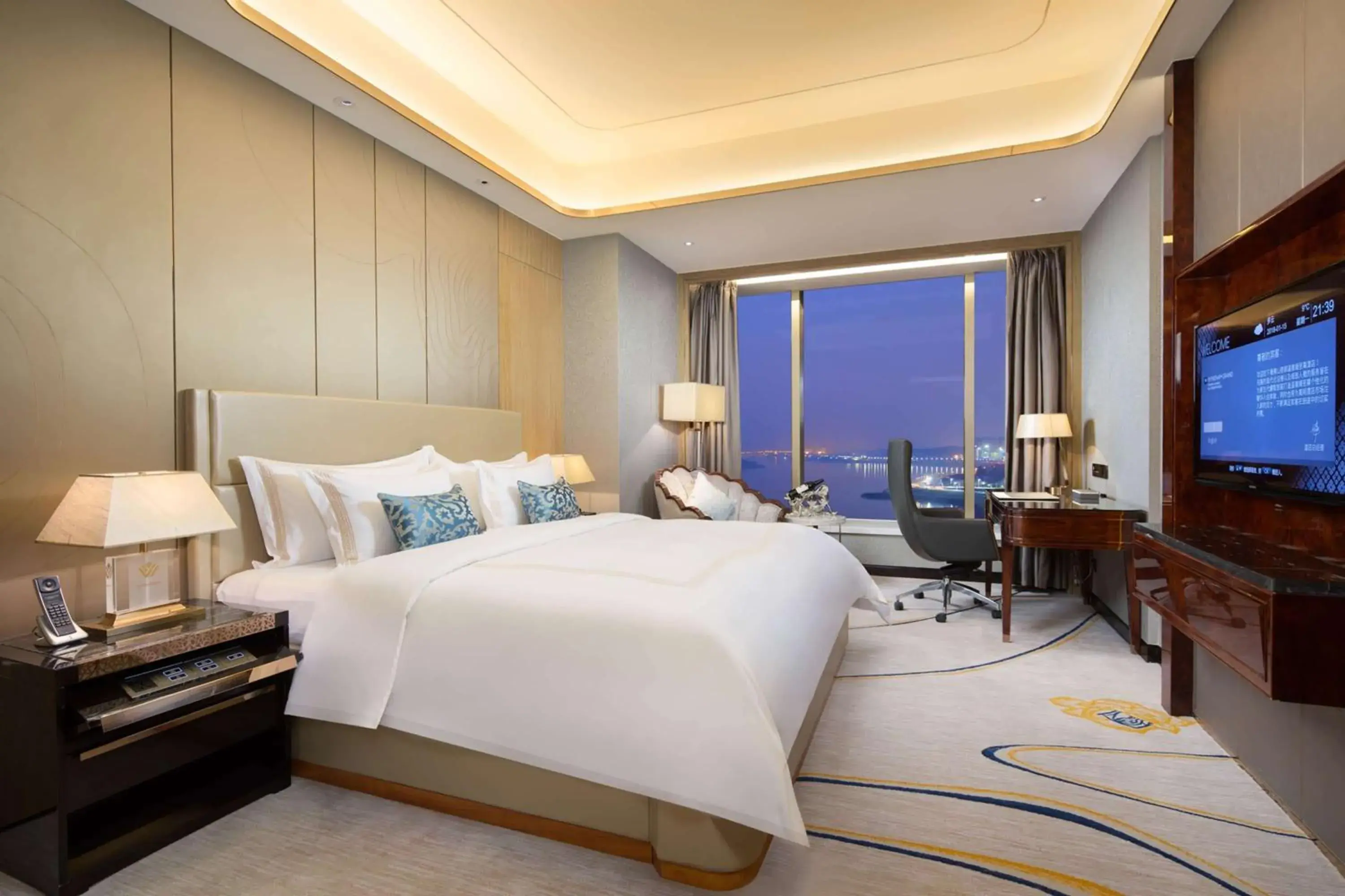 Deluxe Suite in Wyndham Grand Foshan Gaoming Deluxe Suite in Wyndham Grand Foshan Gaoming