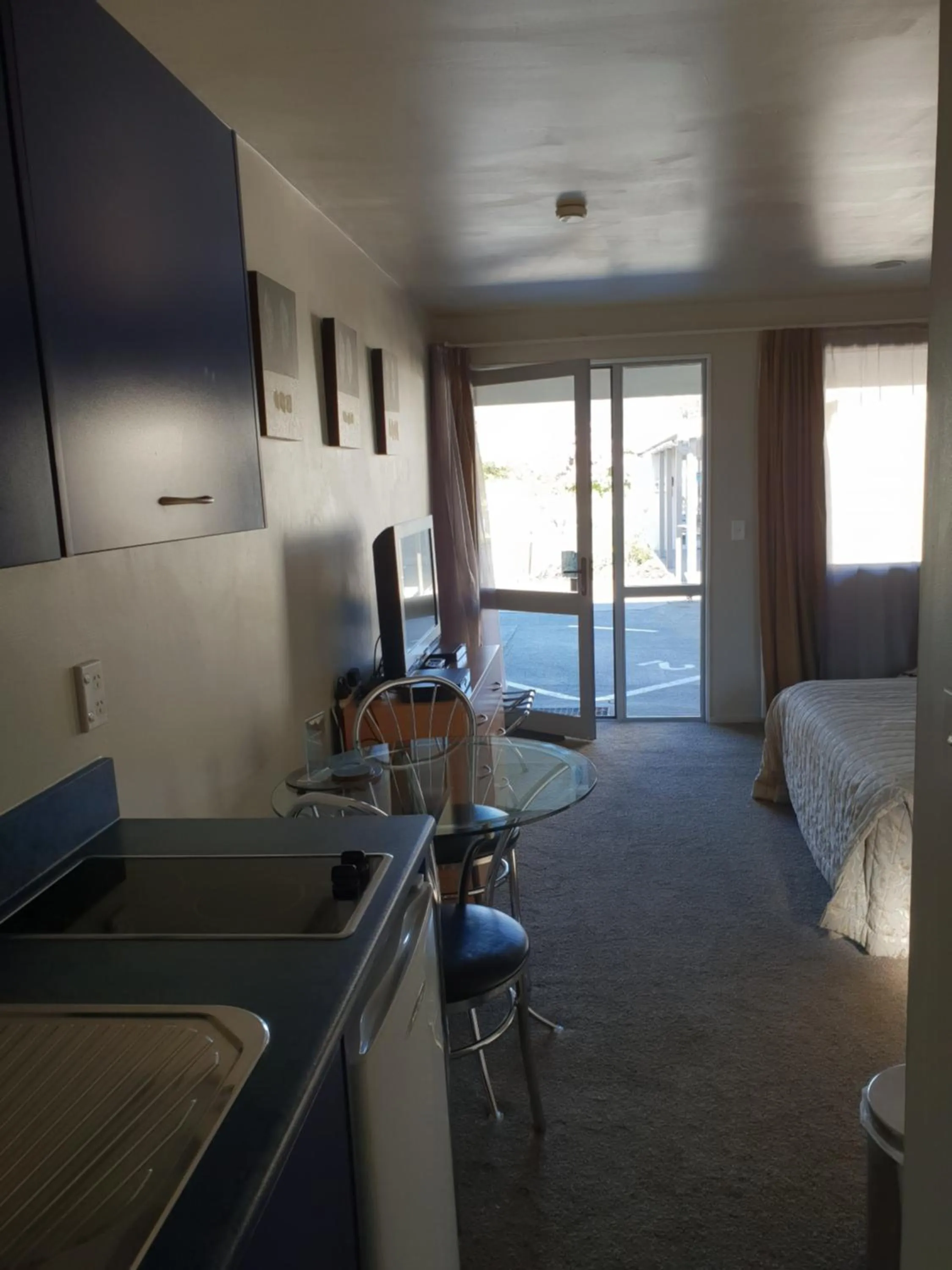 Studio with Hot tub in Anchorage Motel Apartments