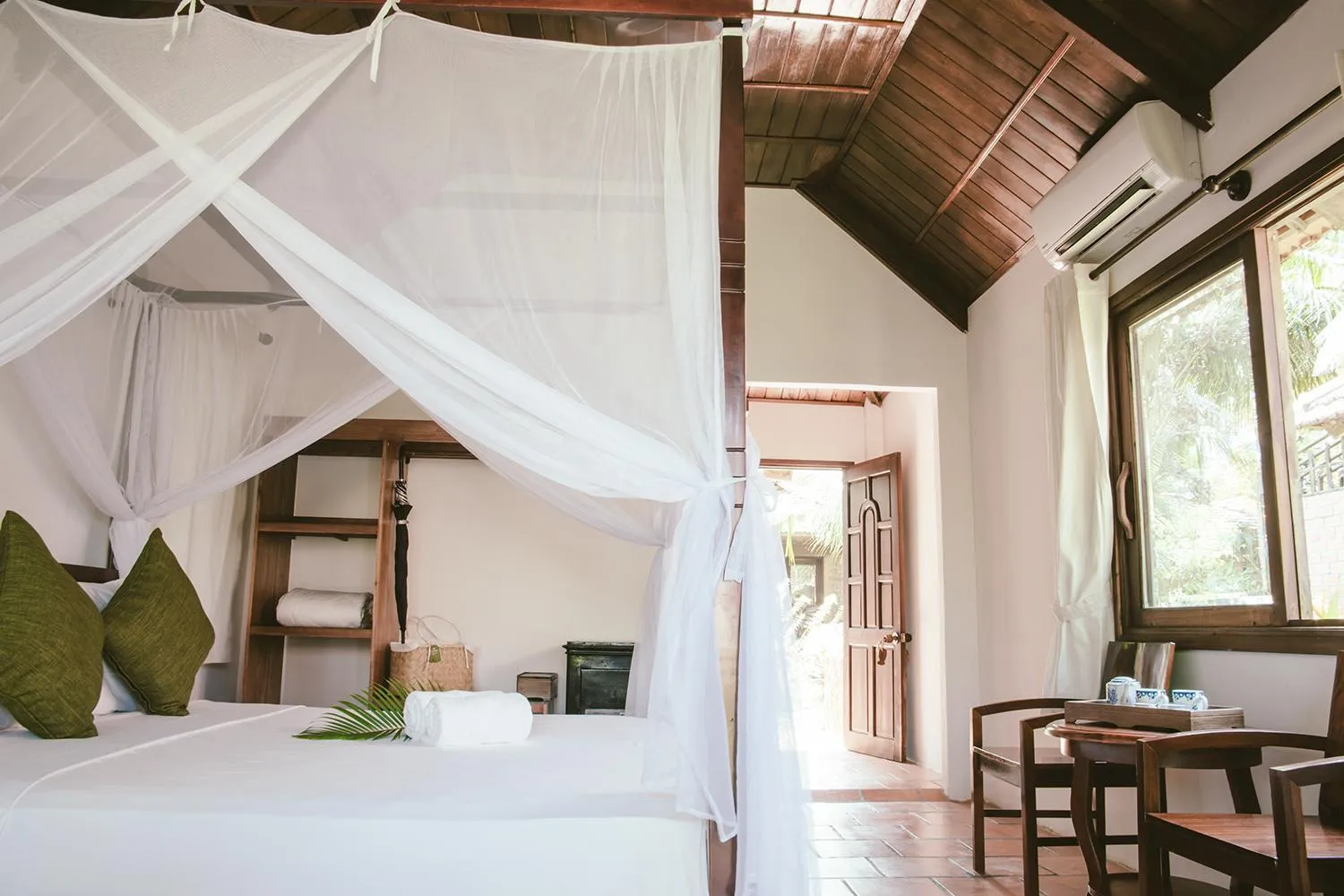 Bedroom, Bed in Thanh Kieu Beach Resort