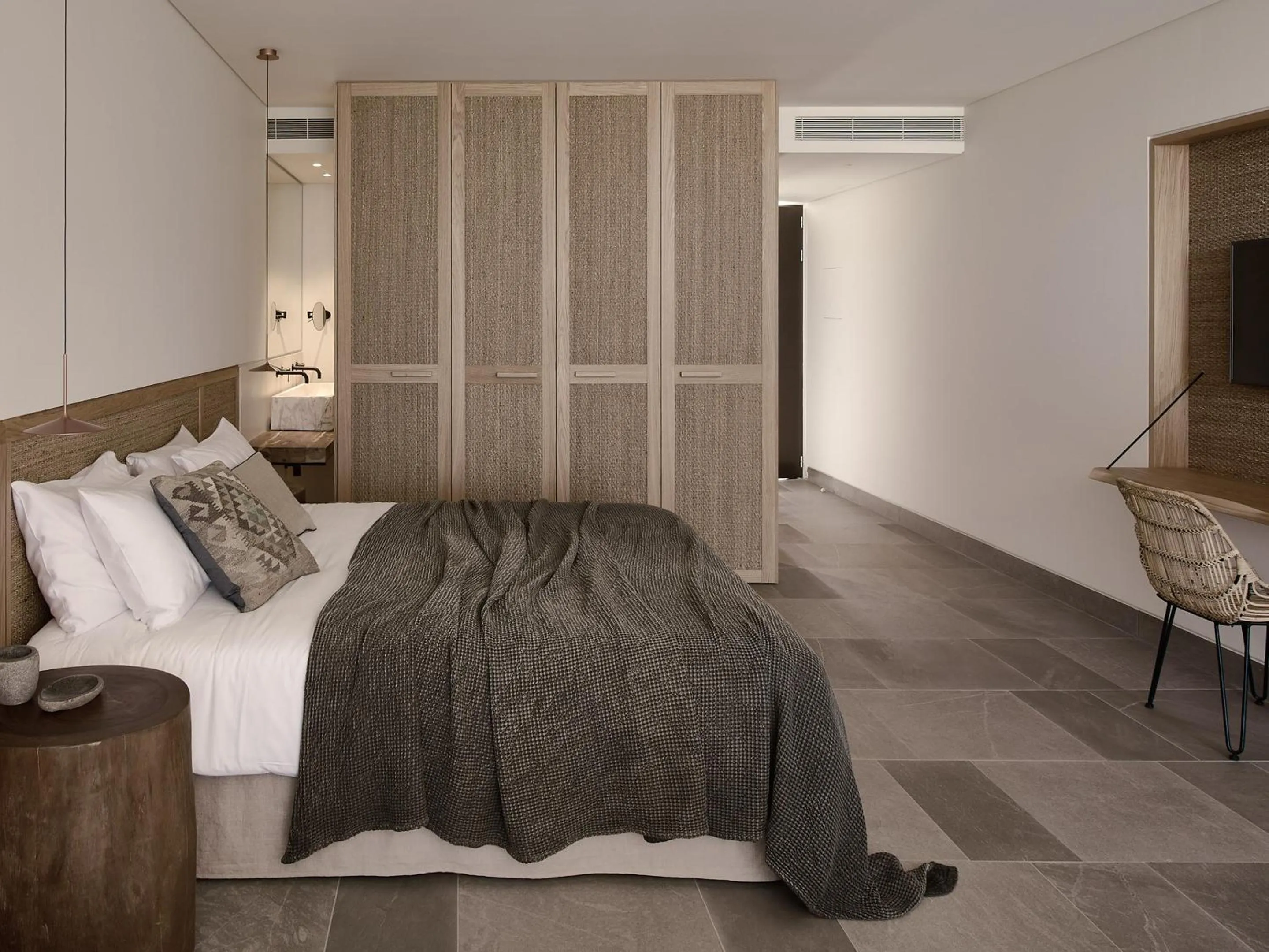 Photo of the whole room, Bed in Olea All Suite Hotel, a Member of Design Hotels