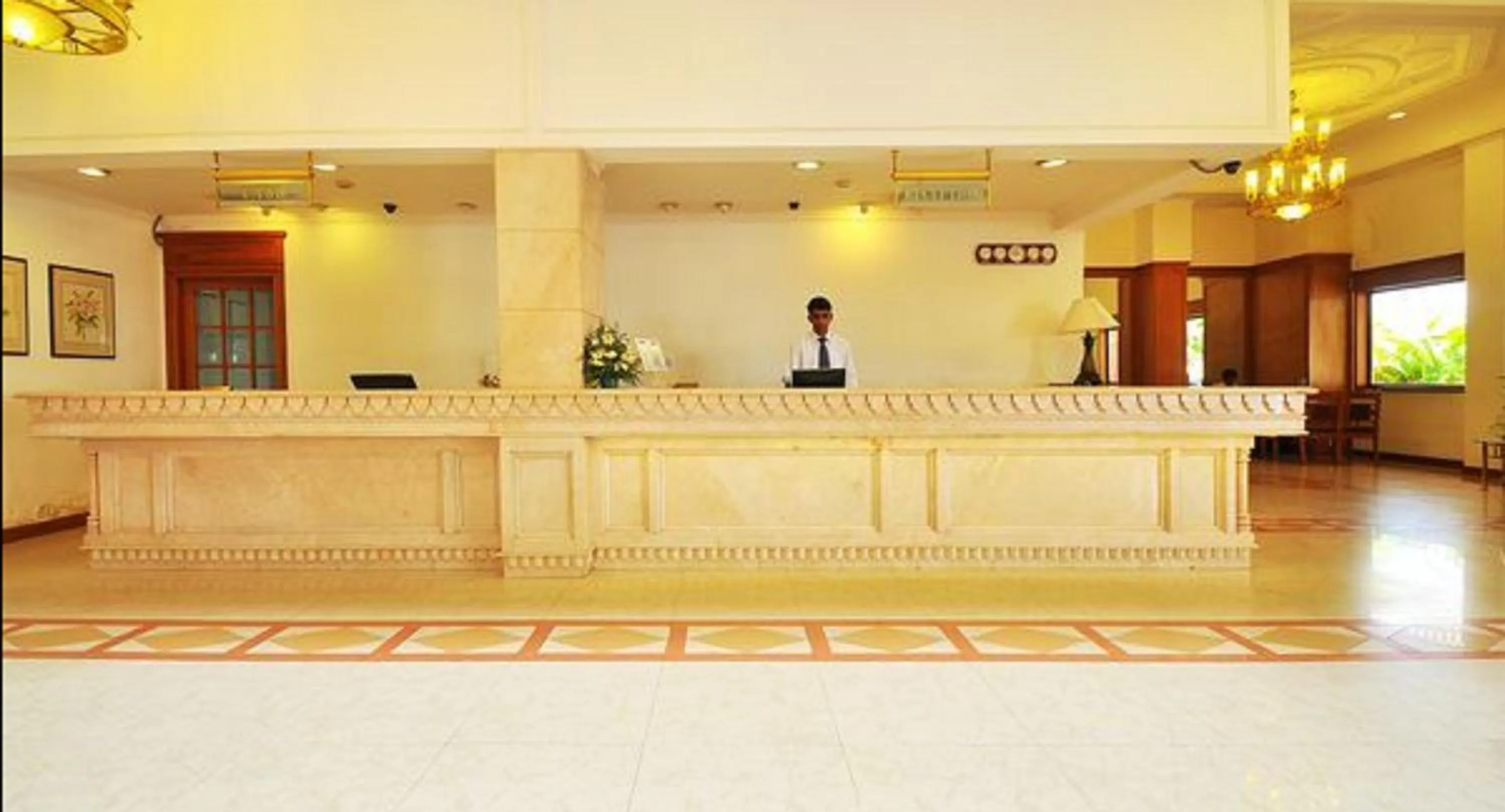 Staff in Abad Atrium