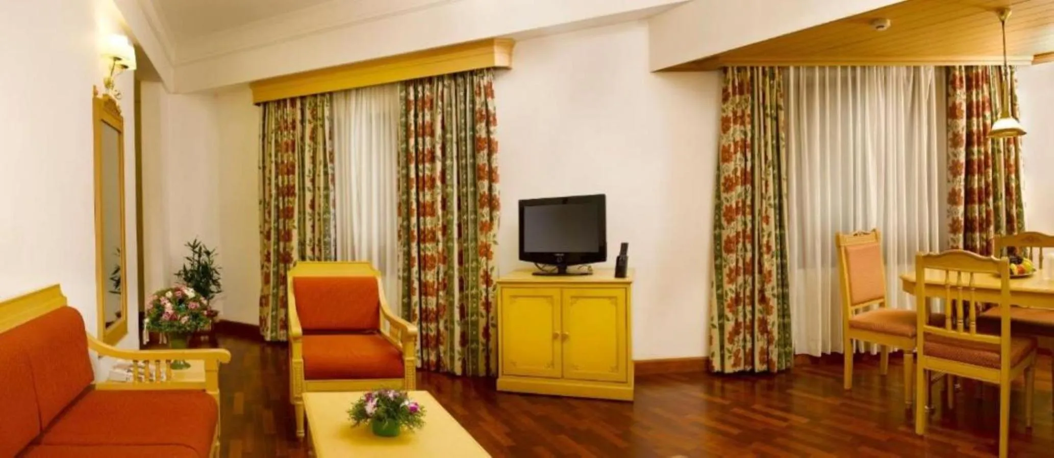 Living room in Abad Atrium