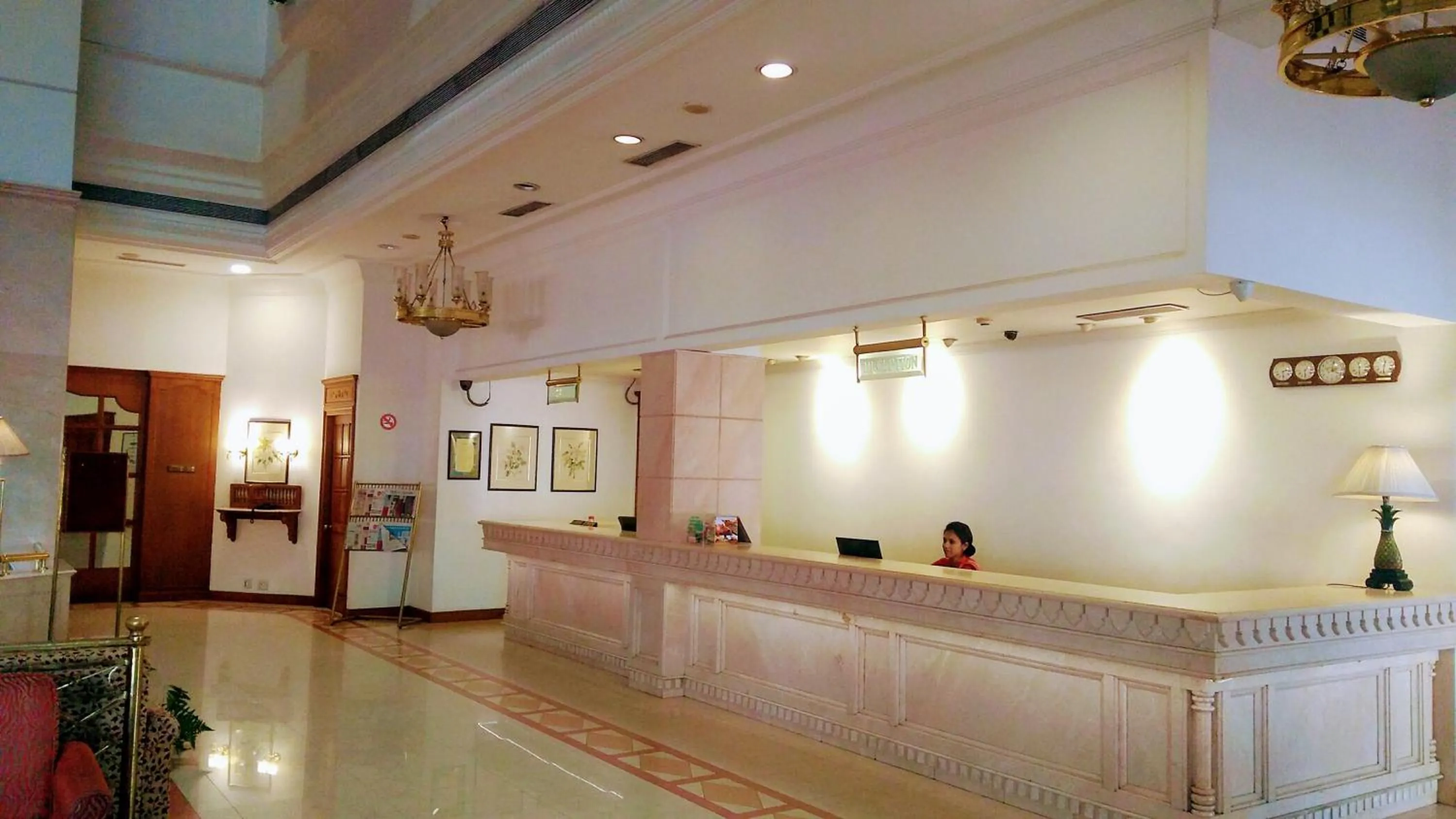 Lobby or reception in Abad Atrium