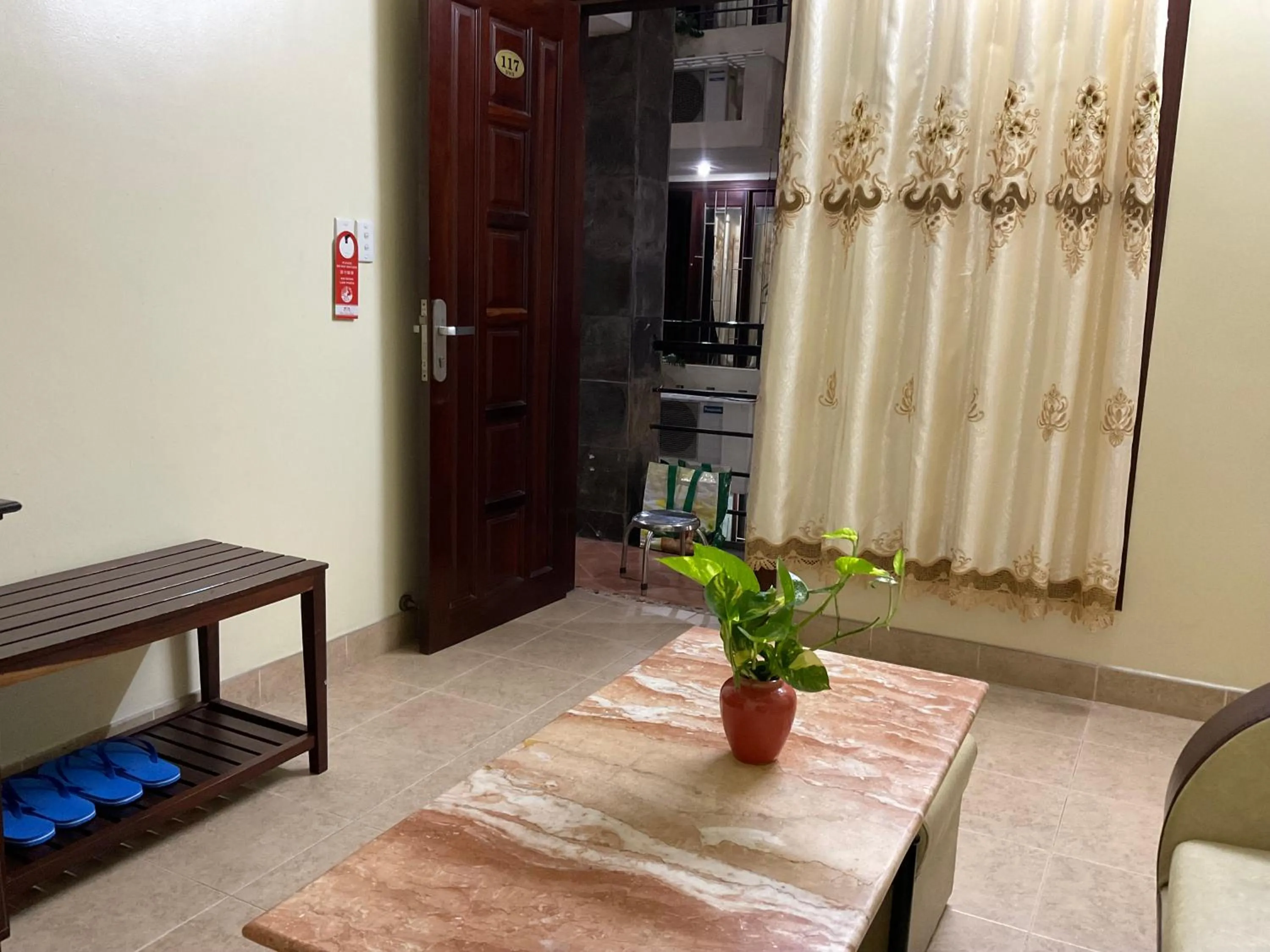 Khách sạn Minh Châu - Hòa Hưng