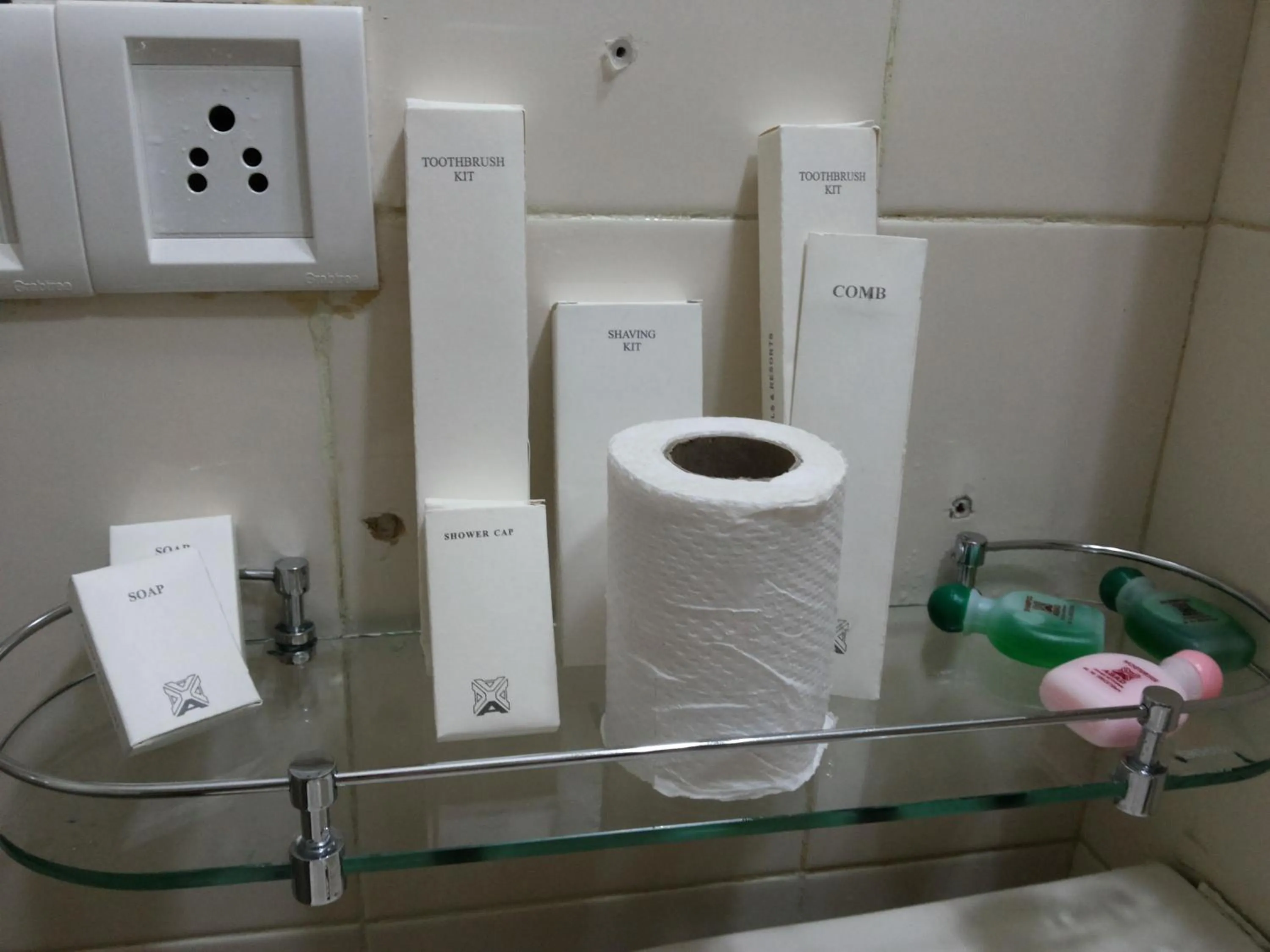 Bathroom in Abad Green Forest Thekkady